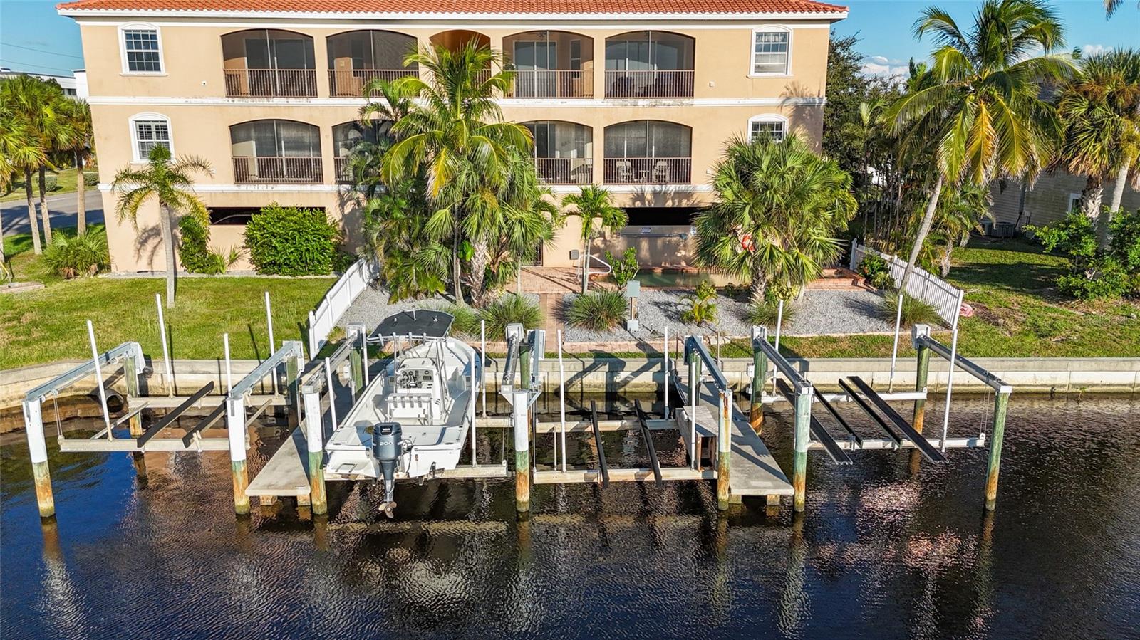 Image 51 of 57 For 290 Lewis Circle Circle 132