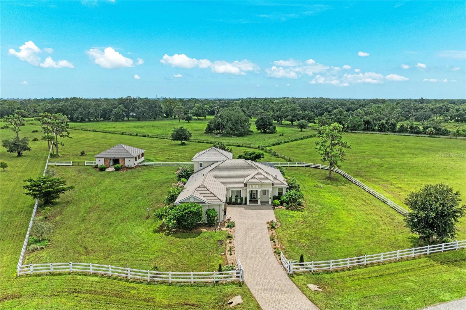 Details for 16976 Painted Post Lane, SARASOTA, FL 34240