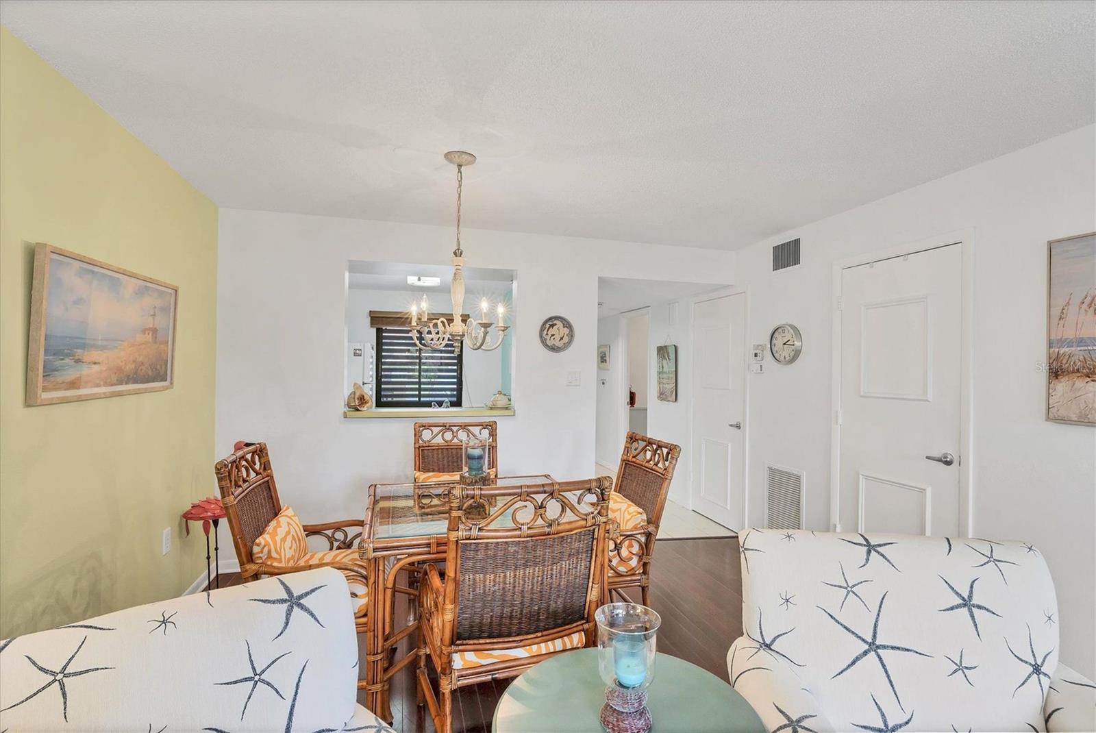 Image 17 of 69 For 5216 Lake Village Drive 71
