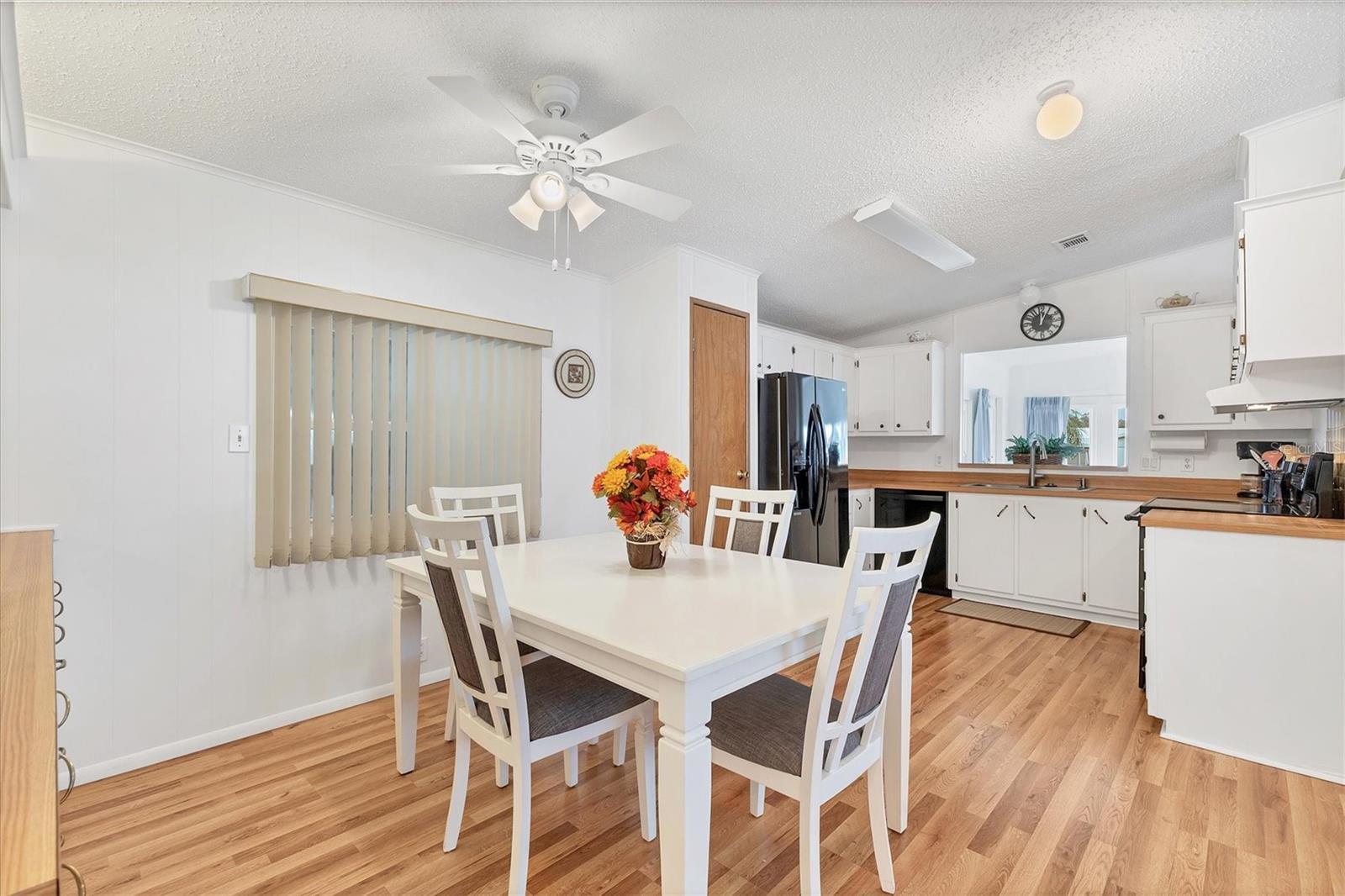 Image 11 of 47 For 4507 15th Street Court E