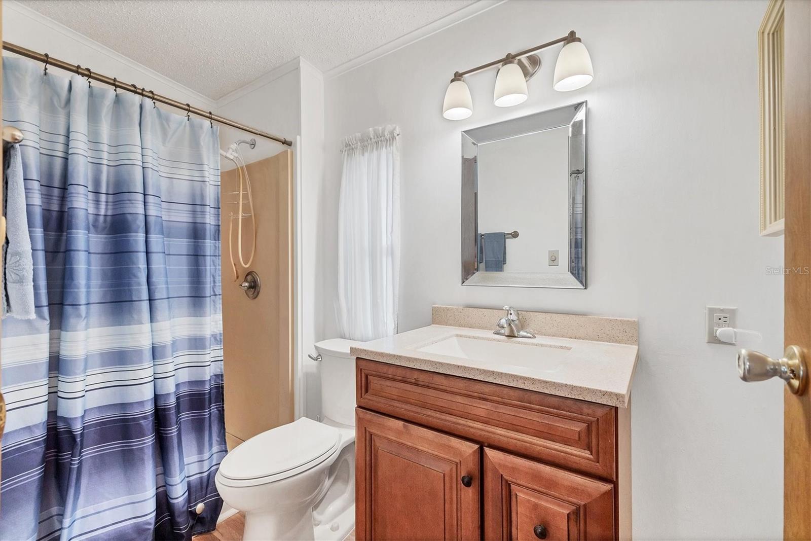Image 17 of 47 For 4507 15th Street Court E