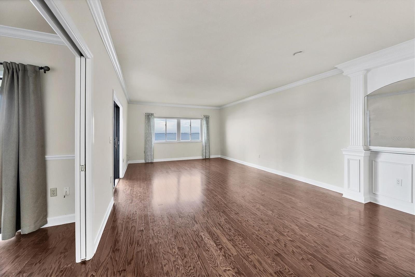 Image 10 of 51 For 6430 Sun Eagle Lane 201