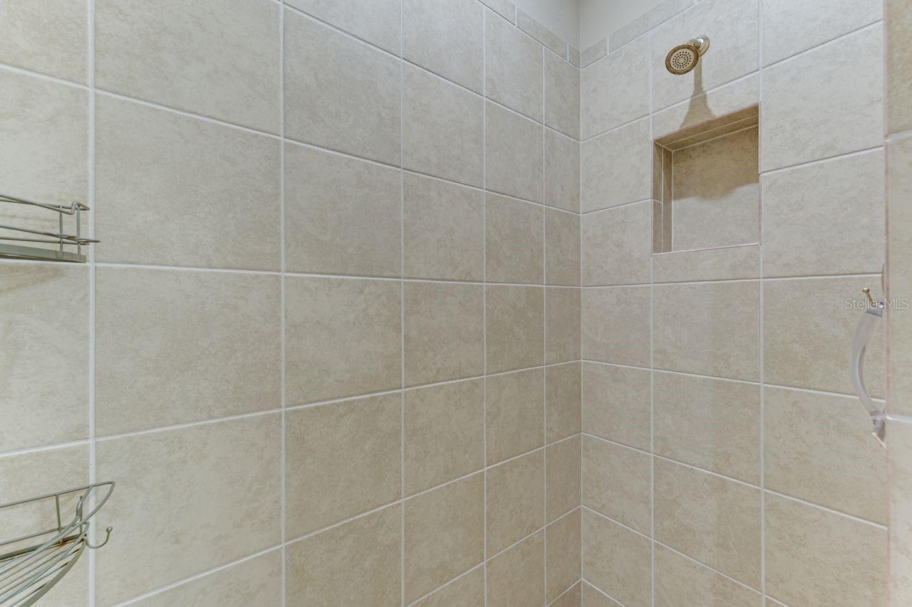 Image 19 of 47 For 12405 Osorio Court 103