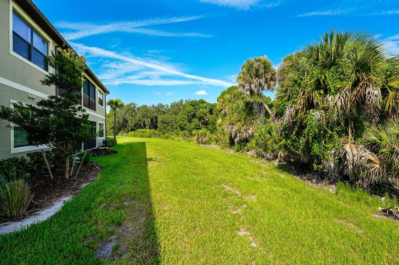 Image 27 of 47 For 12405 Osorio Court 103