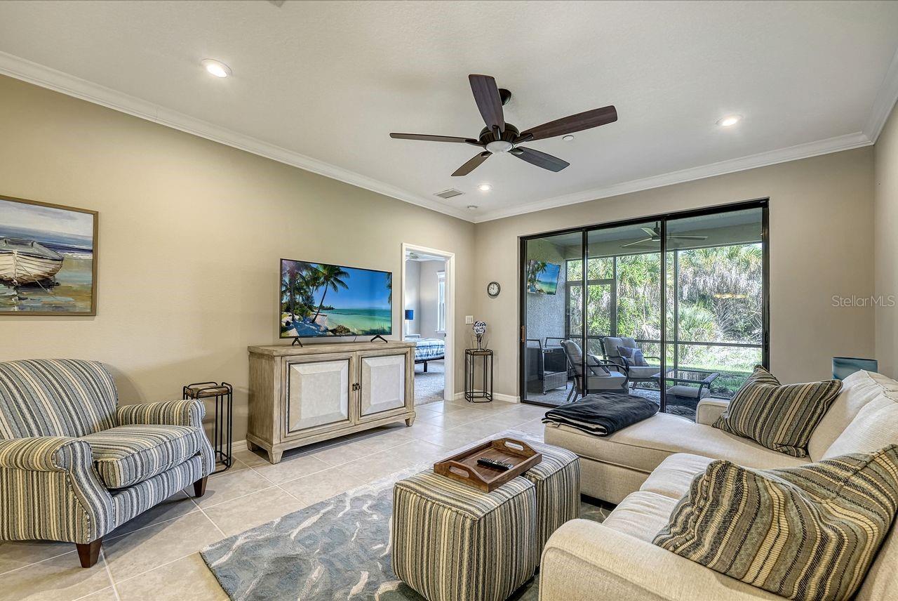 Image 4 of 47 For 12405 Osorio Court 103