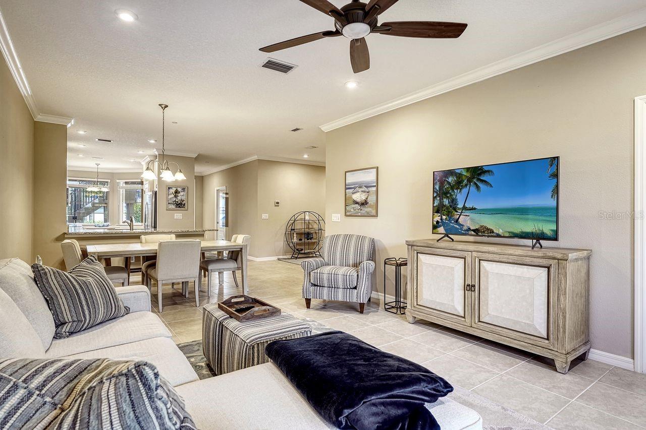 Image 5 of 47 For 12405 Osorio Court 103