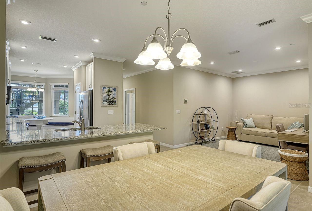 Image 7 of 47 For 12405 Osorio Court 103