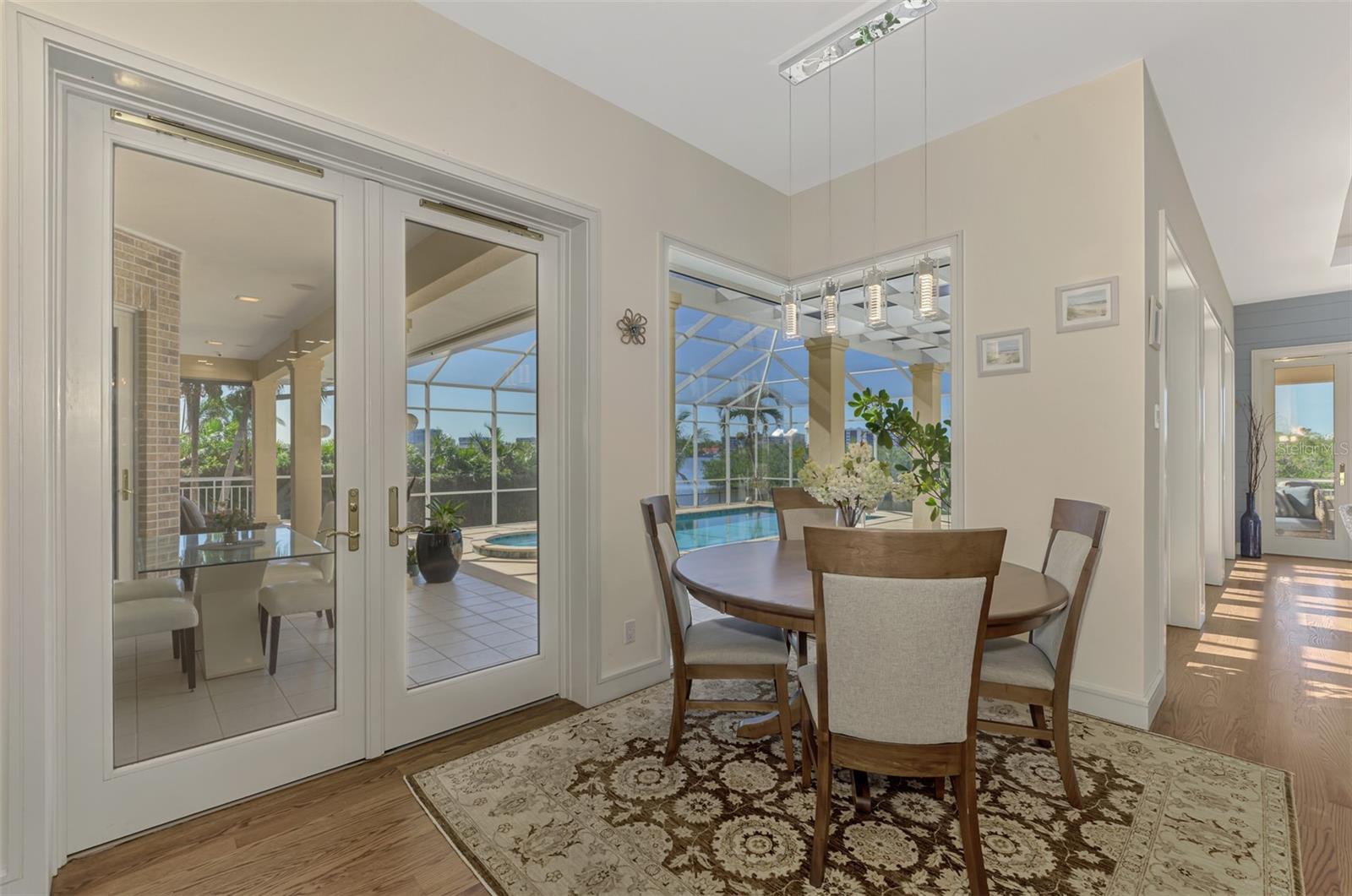 Image 11 of 48 For 5800 Tidewood Avenue