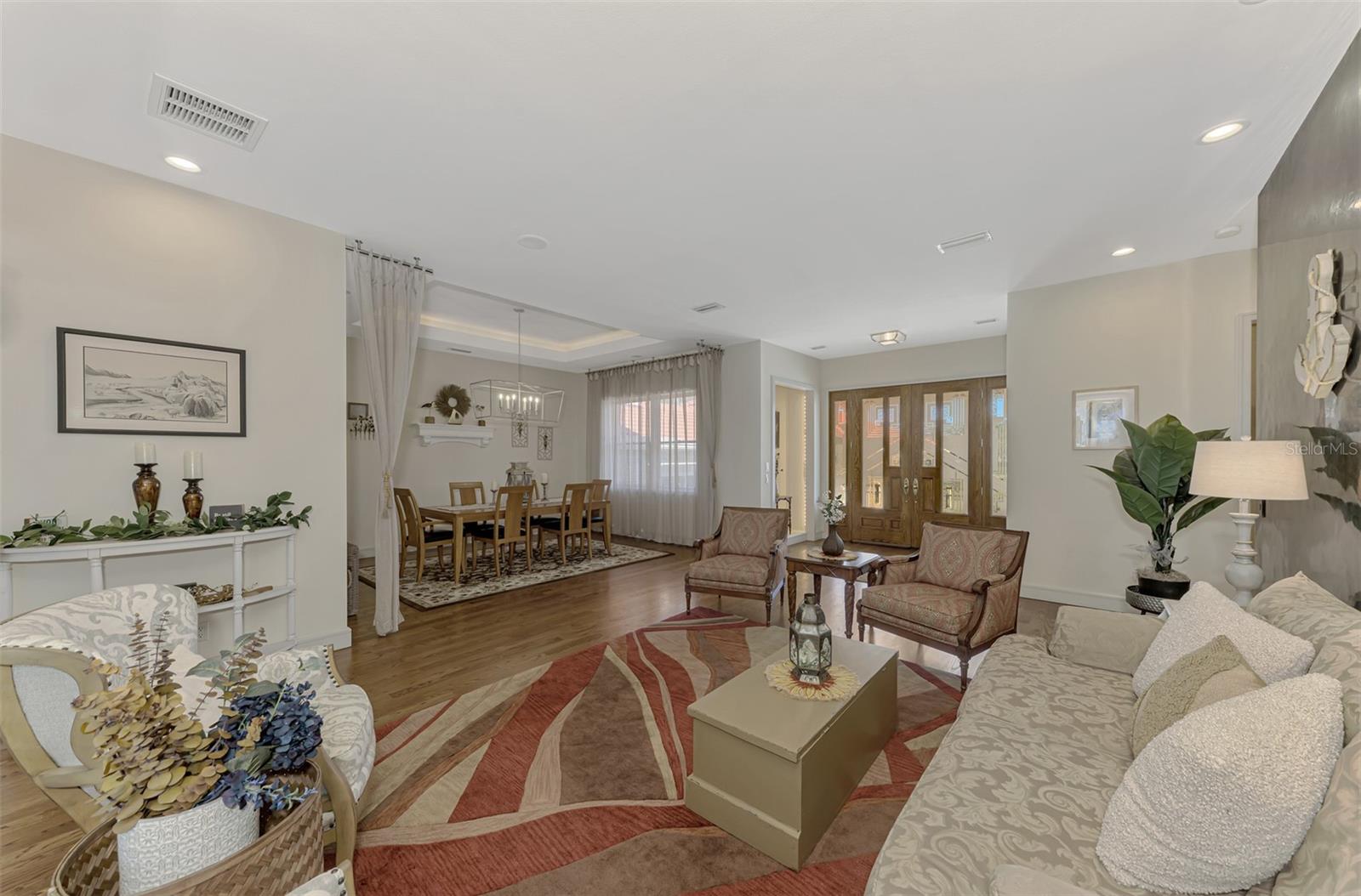 Image 7 of 48 For 5800 Tidewood Avenue