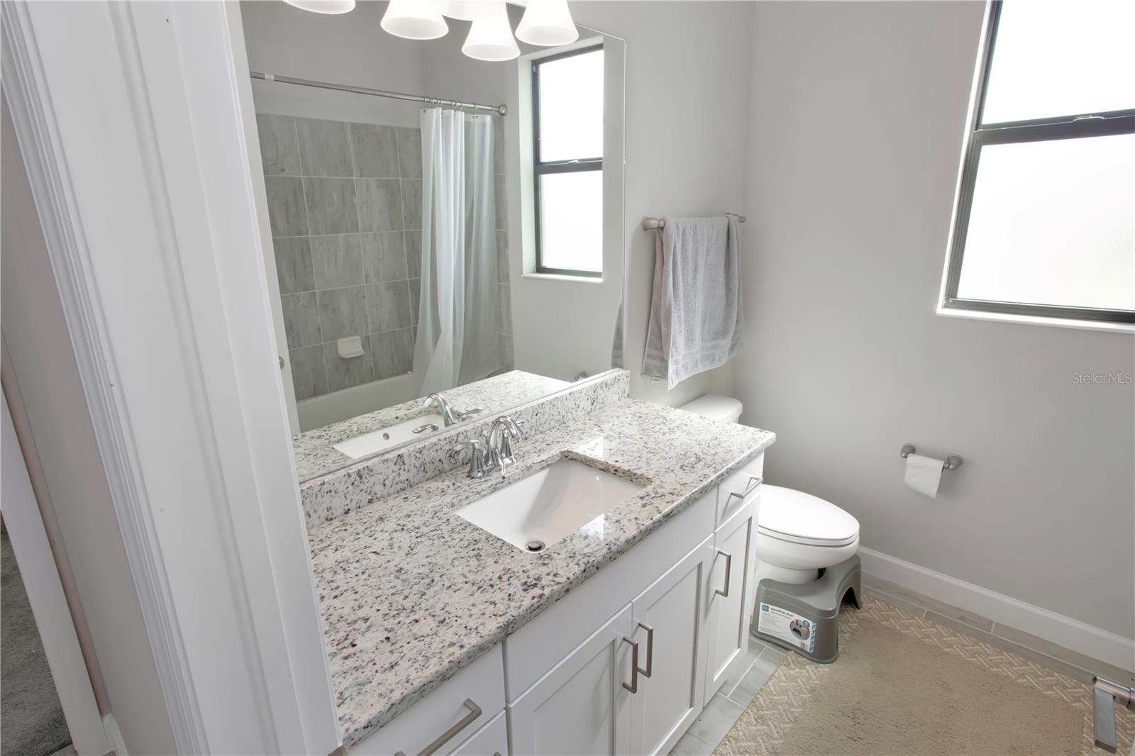 Image 23 of 38 For 11726 Canopy Loop