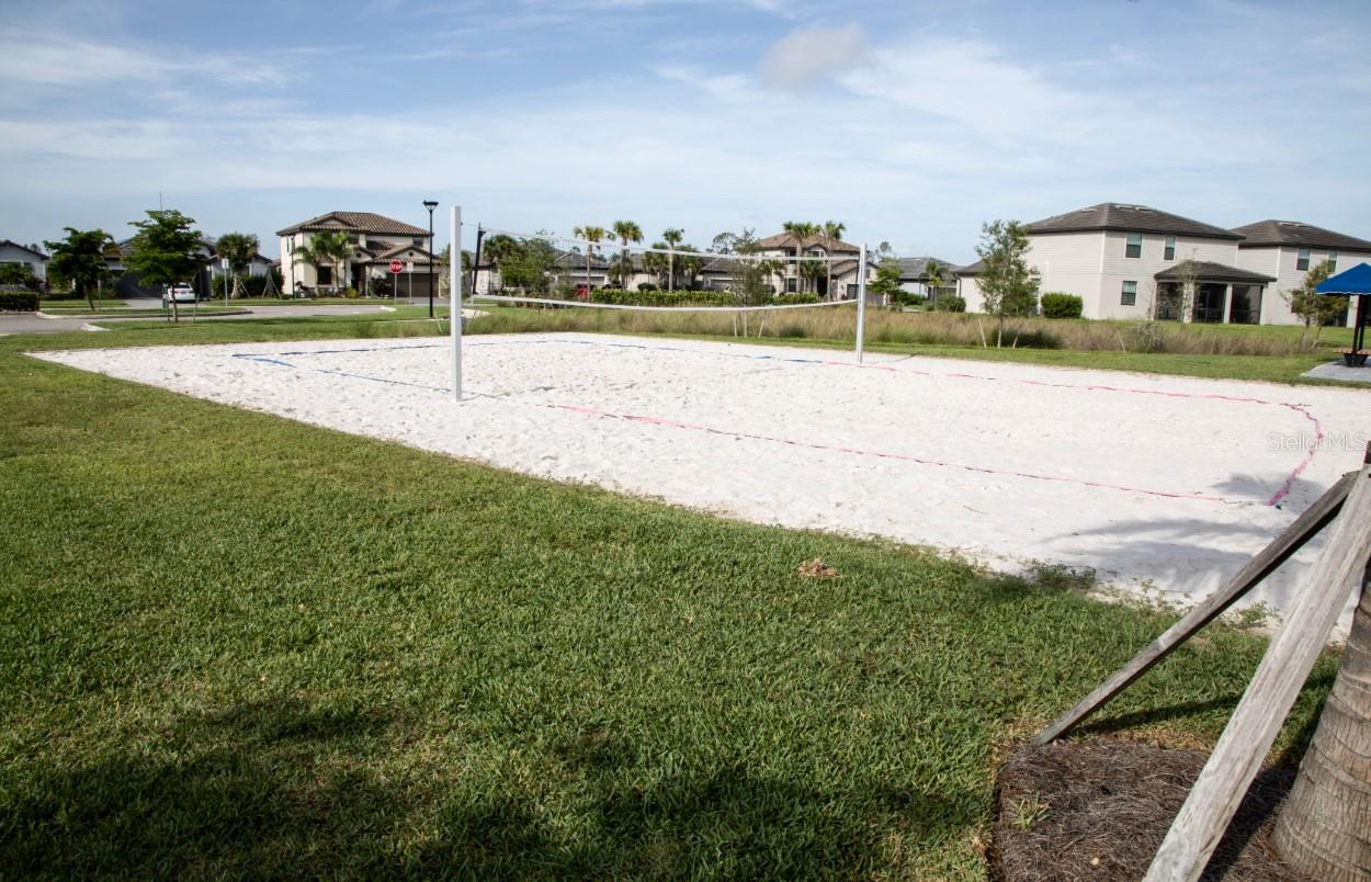 Image 31 of 38 For 11726 Canopy Loop