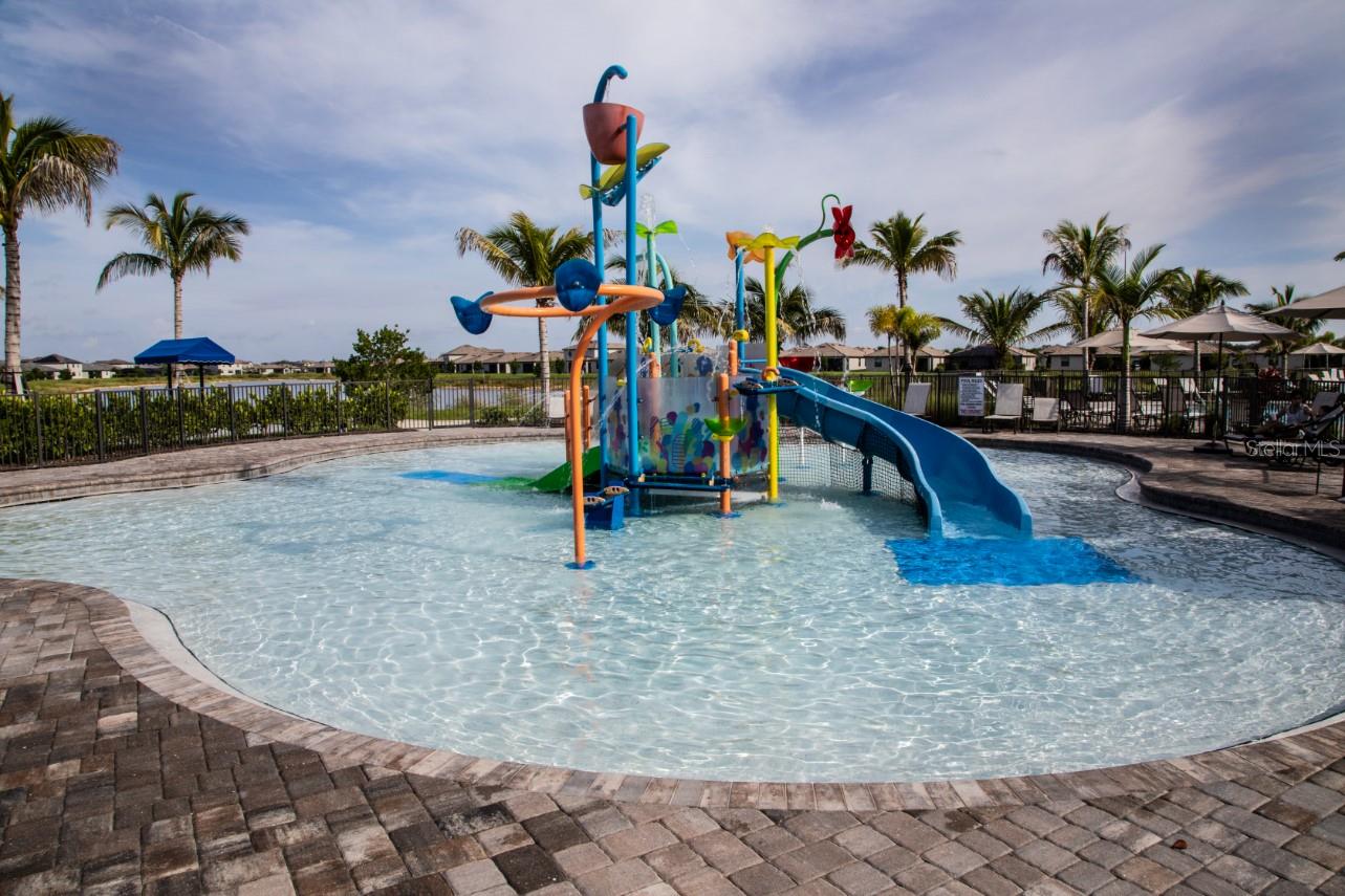 Image 32 of 38 For 11726 Canopy Loop