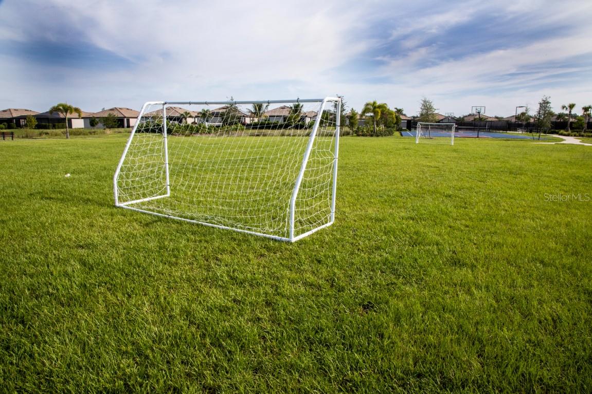 Image 34 of 38 For 11726 Canopy Loop