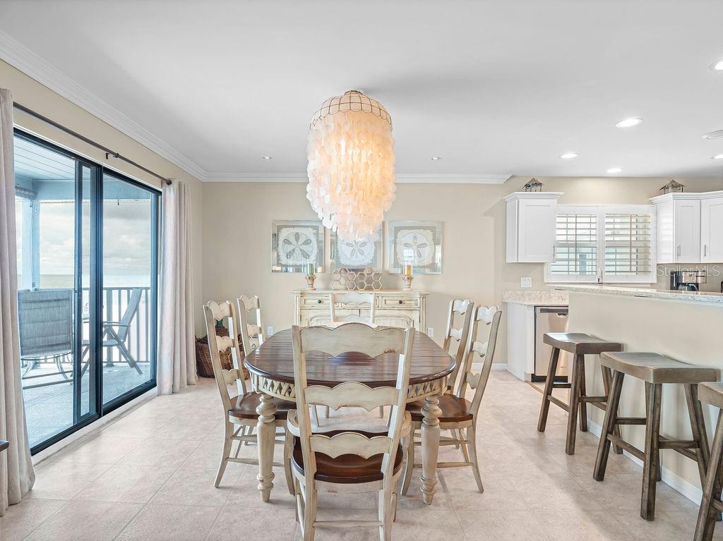 Image 15 of 75 For 6700 Gulf Drive B8