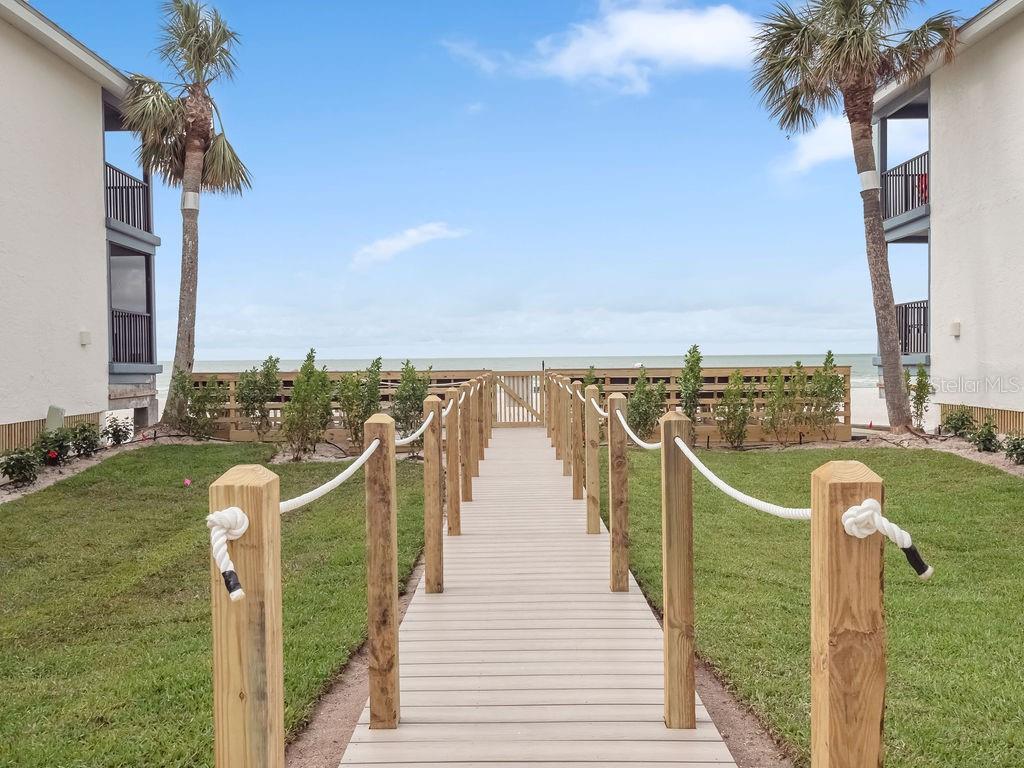 Image 39 of 75 For 6700 Gulf Drive B8
