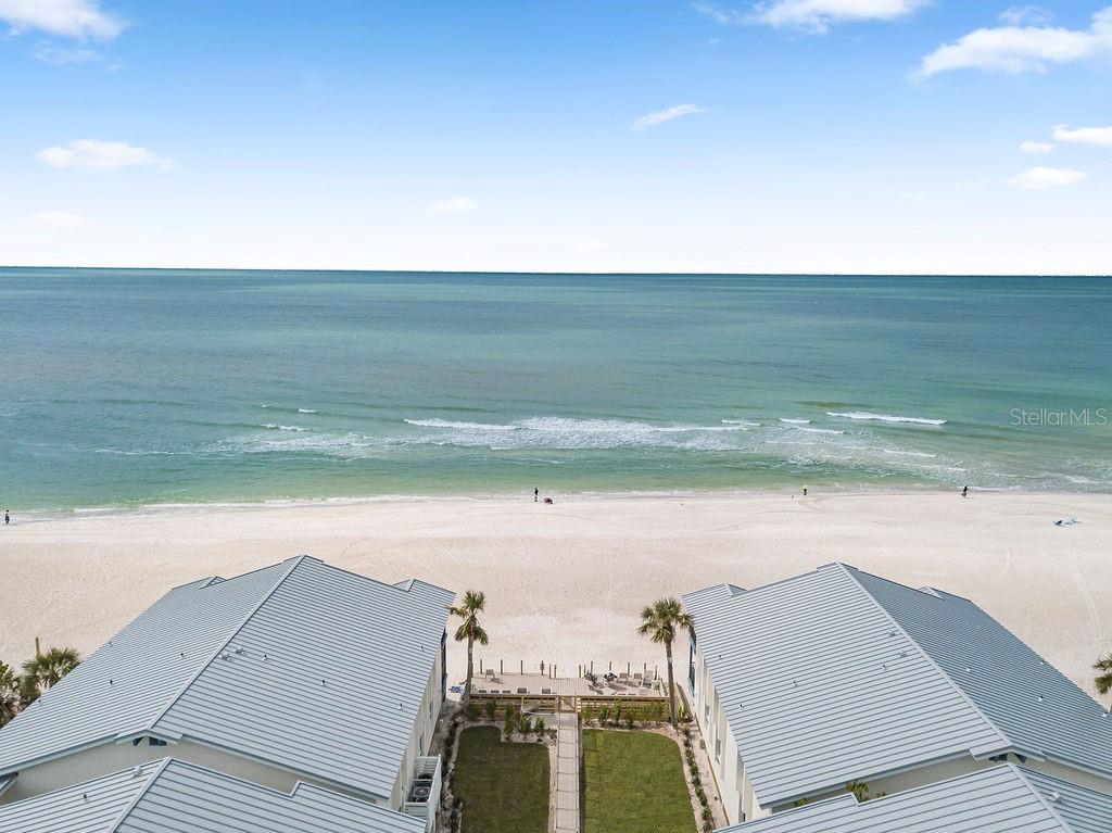 Image 40 of 75 For 6700 Gulf Drive B8
