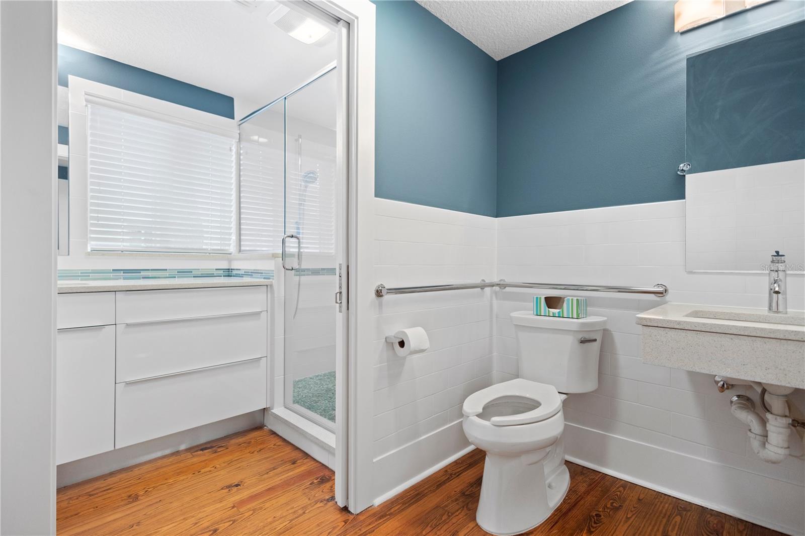 Image 7 of 18 For 1950 Adams Lane