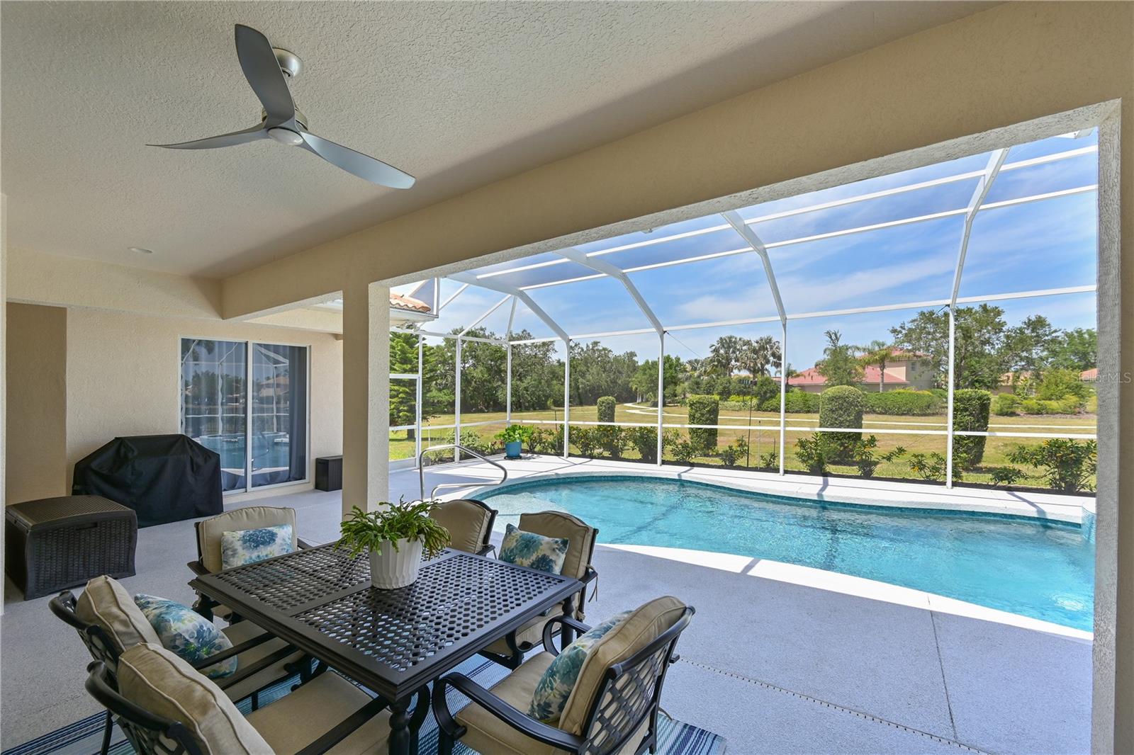 Image 23 of 46 For 12811 Penguin Drive