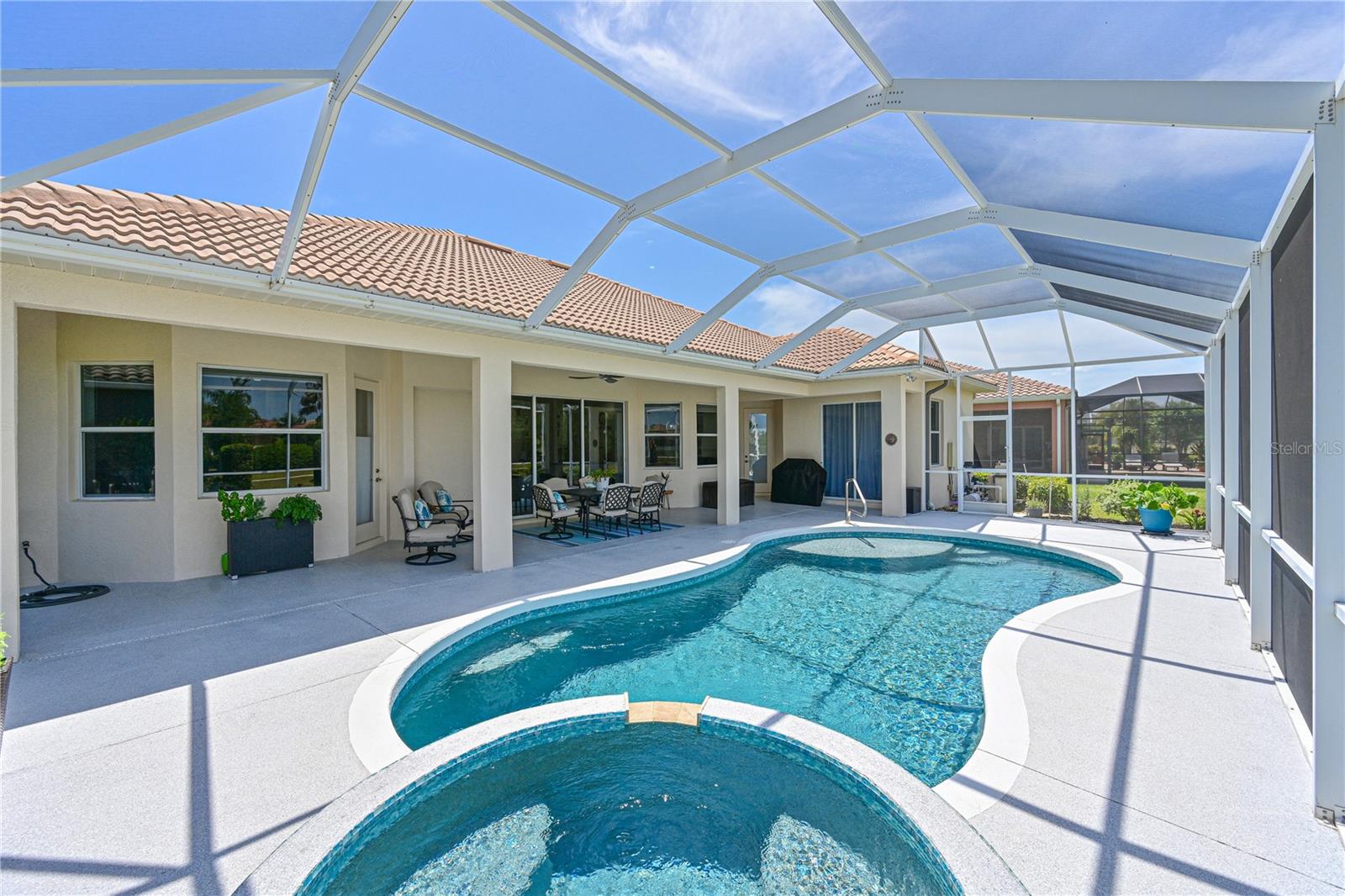 Image 25 of 46 For 12811 Penguin Drive