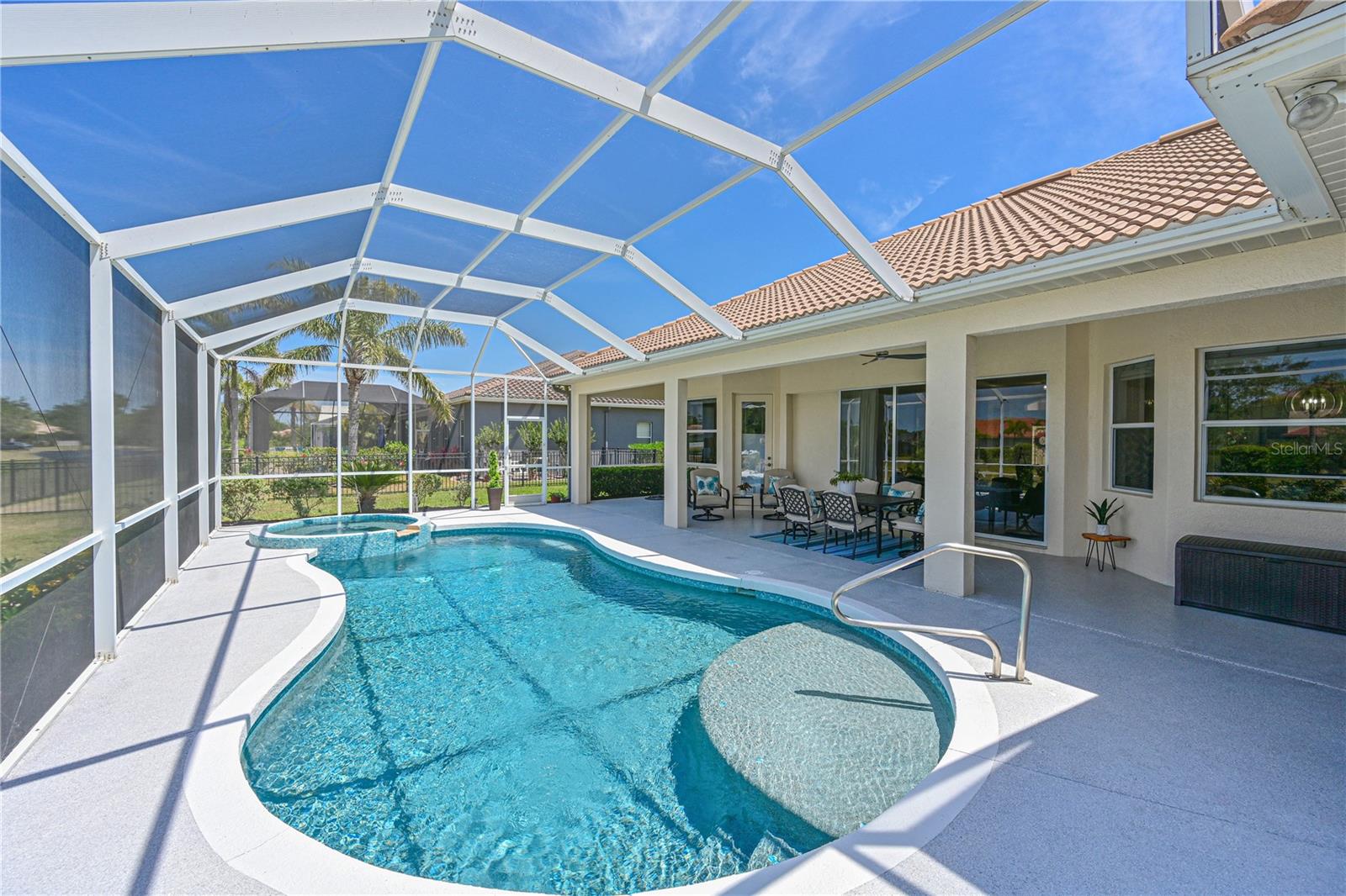 Image 26 of 46 For 12811 Penguin Drive
