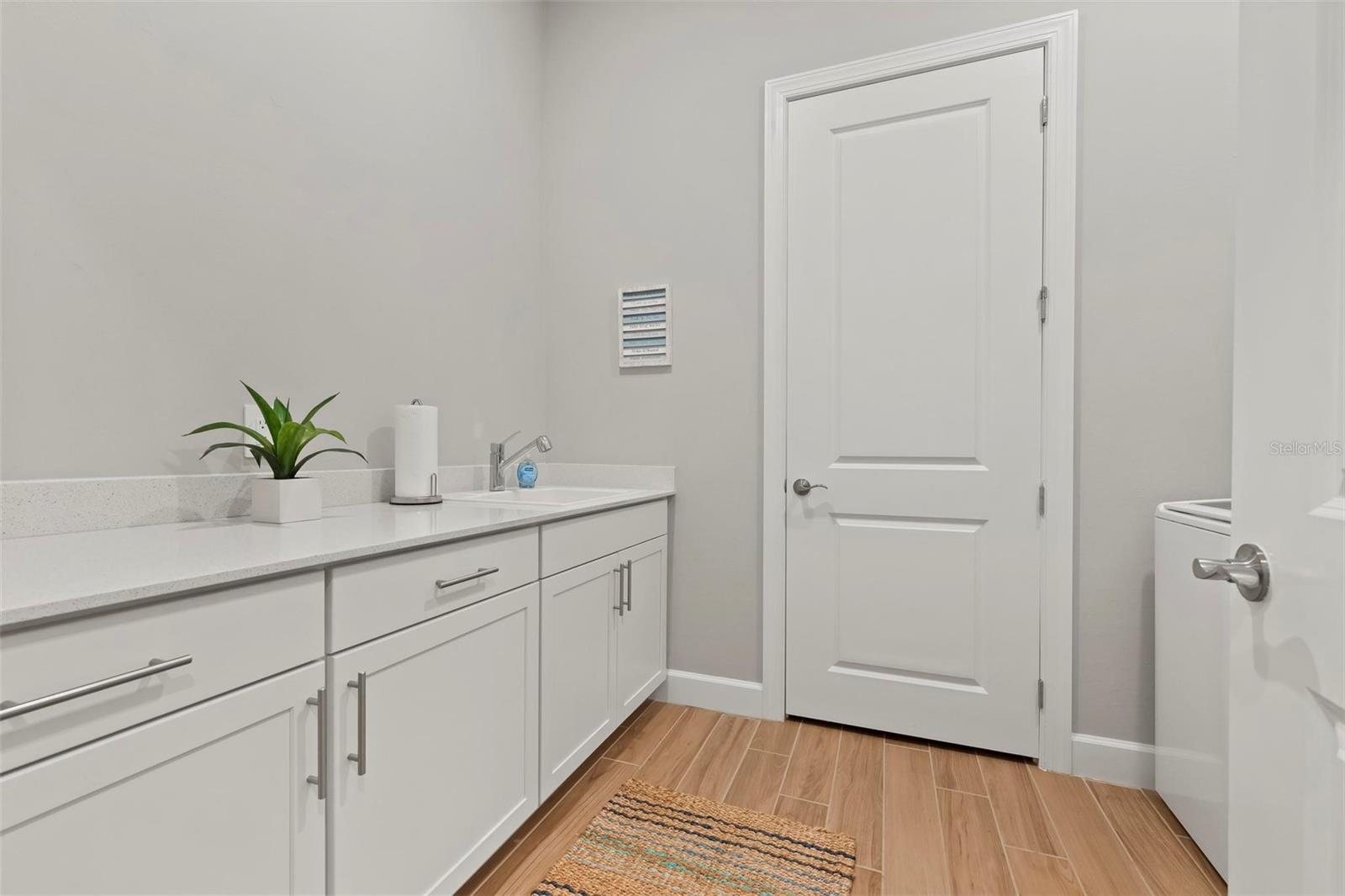 Image 32 of 40 For 6205 Grande Talon Lane