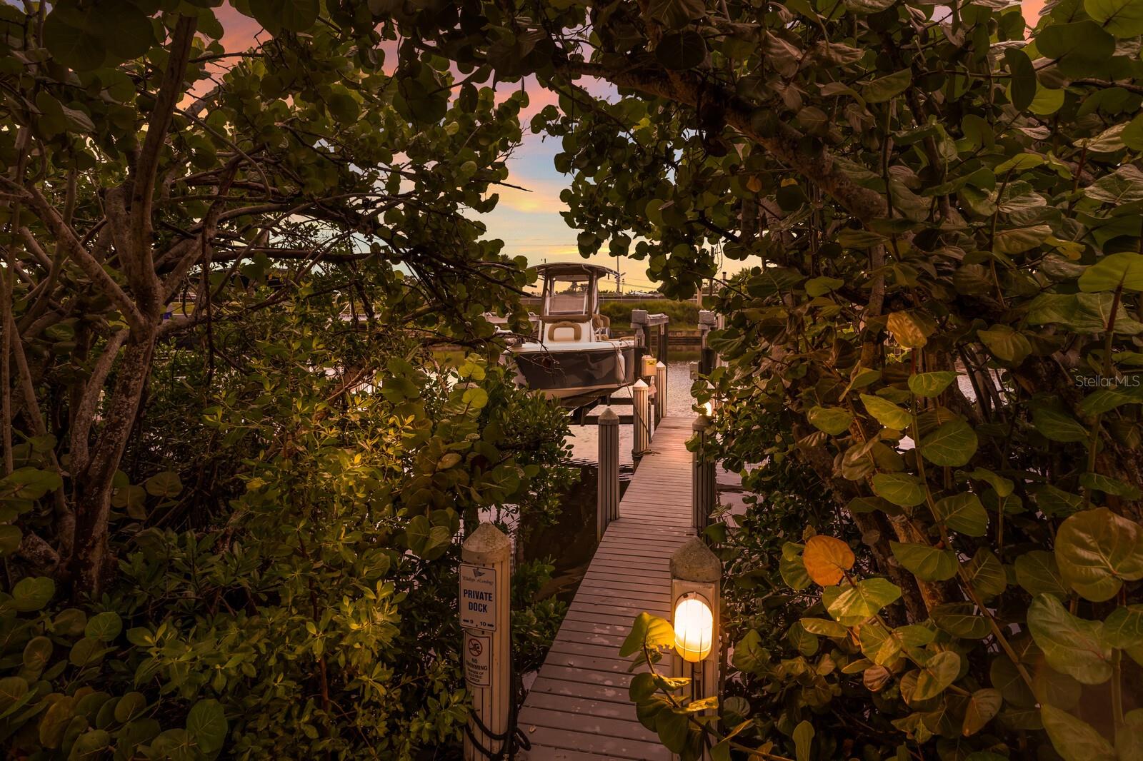 Image 41 of 74 For 5565 Cannes Circle 5565