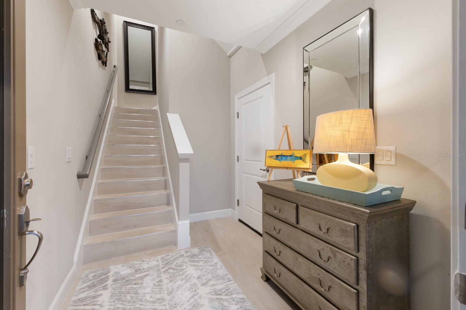 Image 8 of 74 For 5565 Cannes Circle 5565