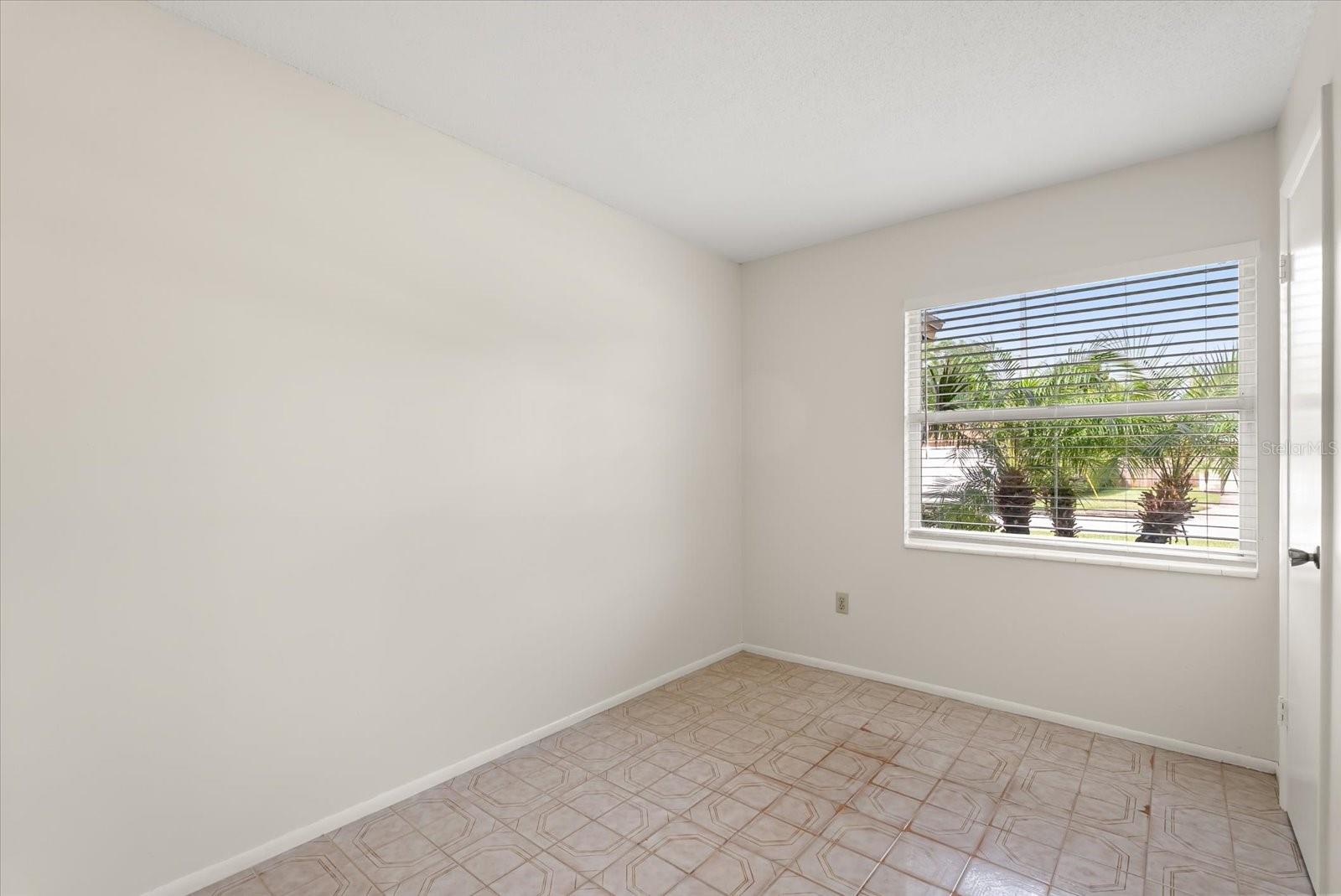Image 18 of 22 For 503 Santiago Avenue