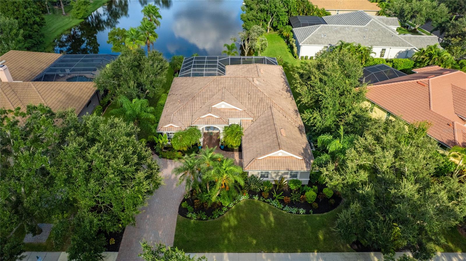 Image 4 of 58 For 11407 Savannah Lakes Drive