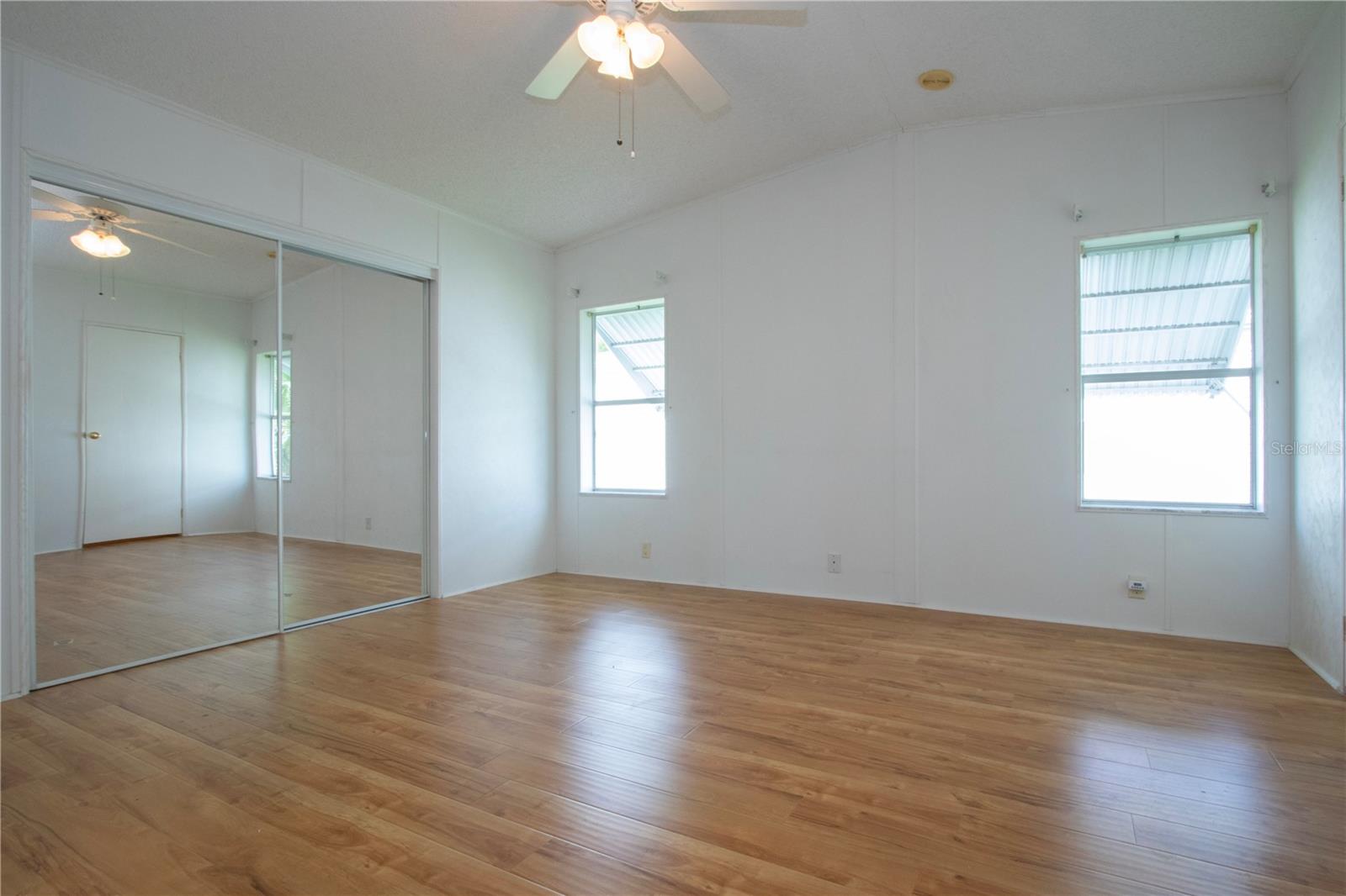 Image 35 of 74 For 5316 53rd Avenue E X7