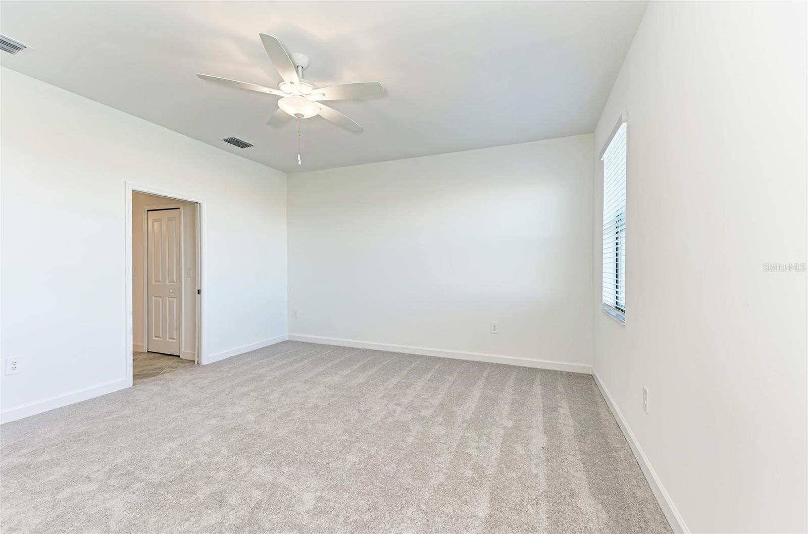 Image 16 of 39 For 15233 Lyla Terrace