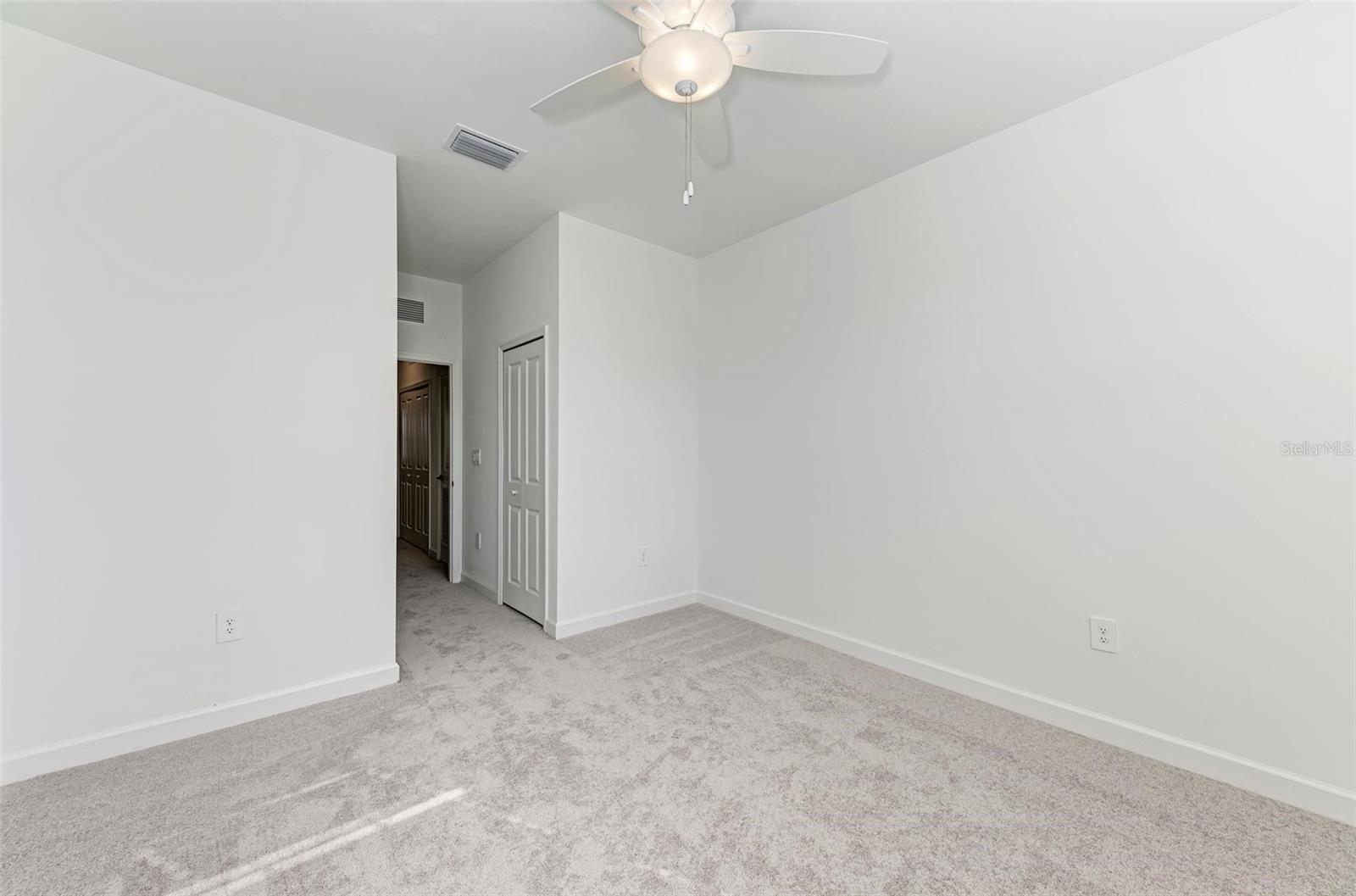 Image 22 of 39 For 15233 Lyla Terrace