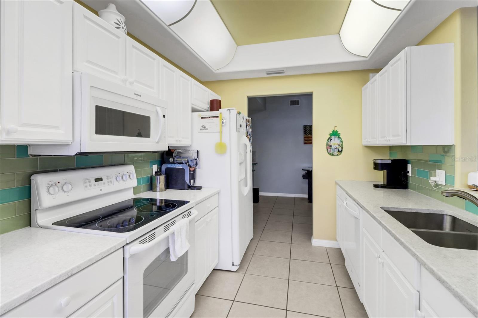 Image 9 of 24 For 11630 Marino Court 306