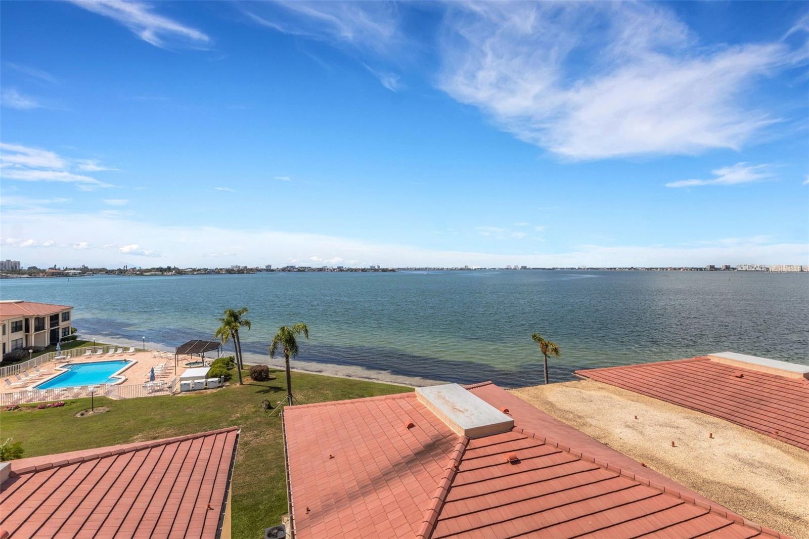 Image 19 of 42 For 6145 Sun Boulevard 506