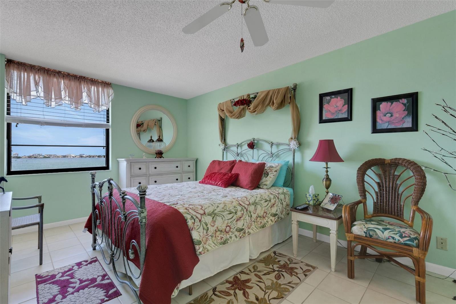 Image 22 of 42 For 6145 Sun Boulevard 506