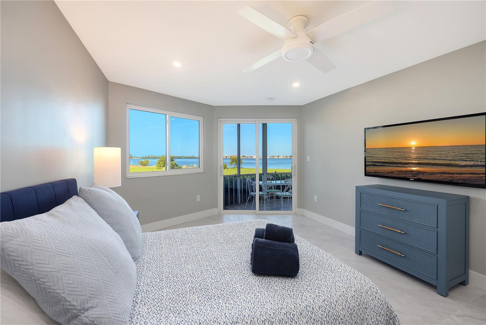 Image 11 of 51 For 769 John Ringling Boulevard 3