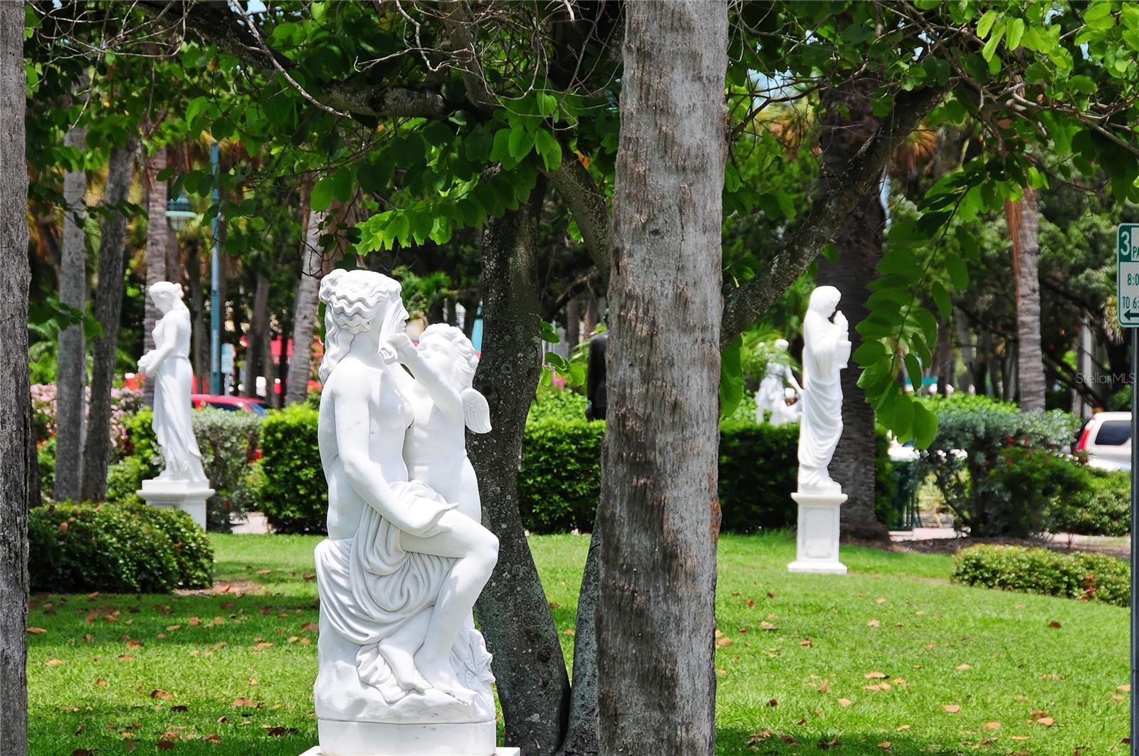 Image 42 of 51 For 769 John Ringling Boulevard 3