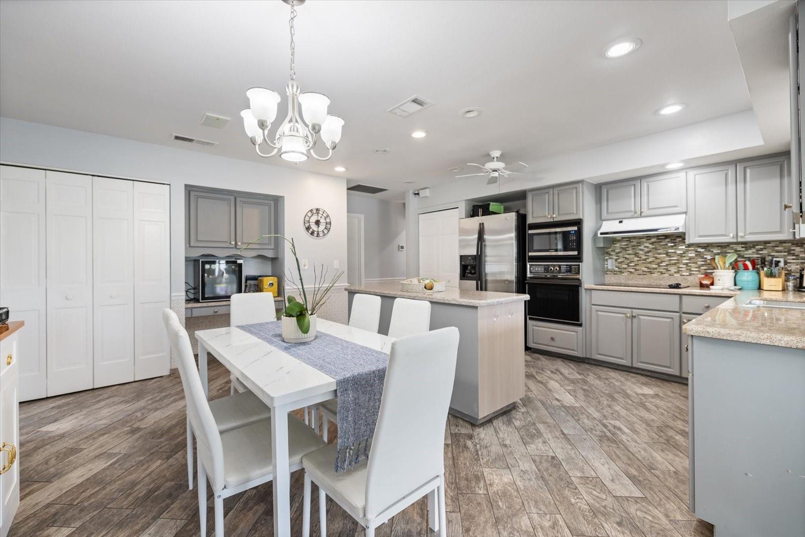Image 7 of 54 For 4762 Meredith Lane