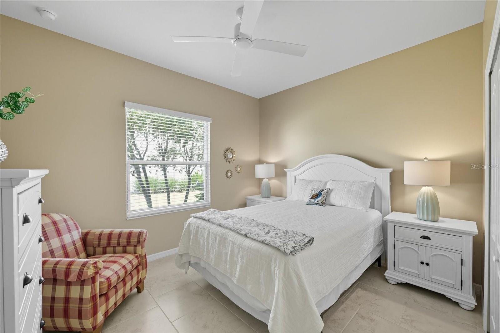 Image 23 of 31 For 7031 White Willow Court