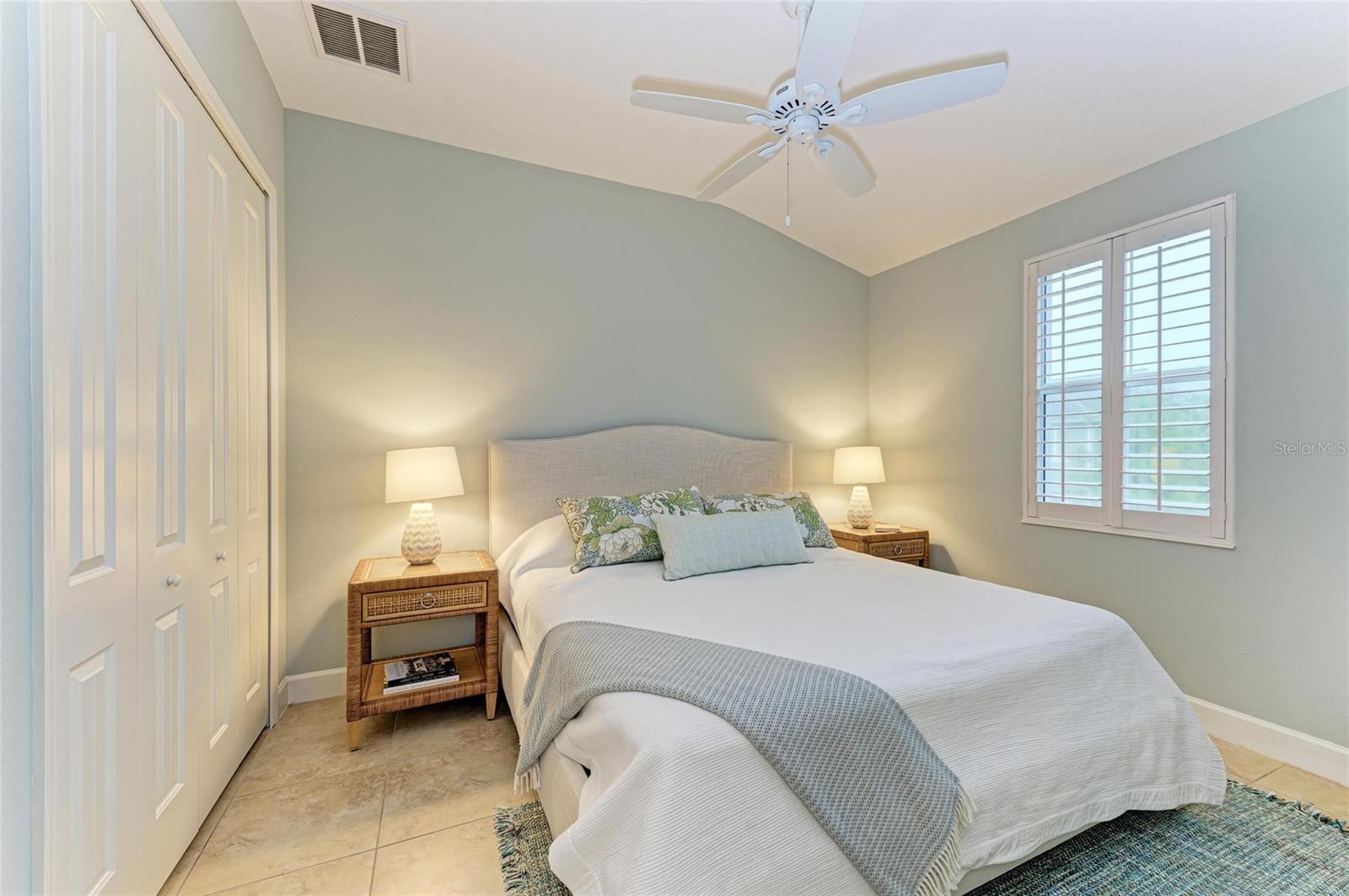Image 32 of 100 For 258 Sapphire Lake Drive 202