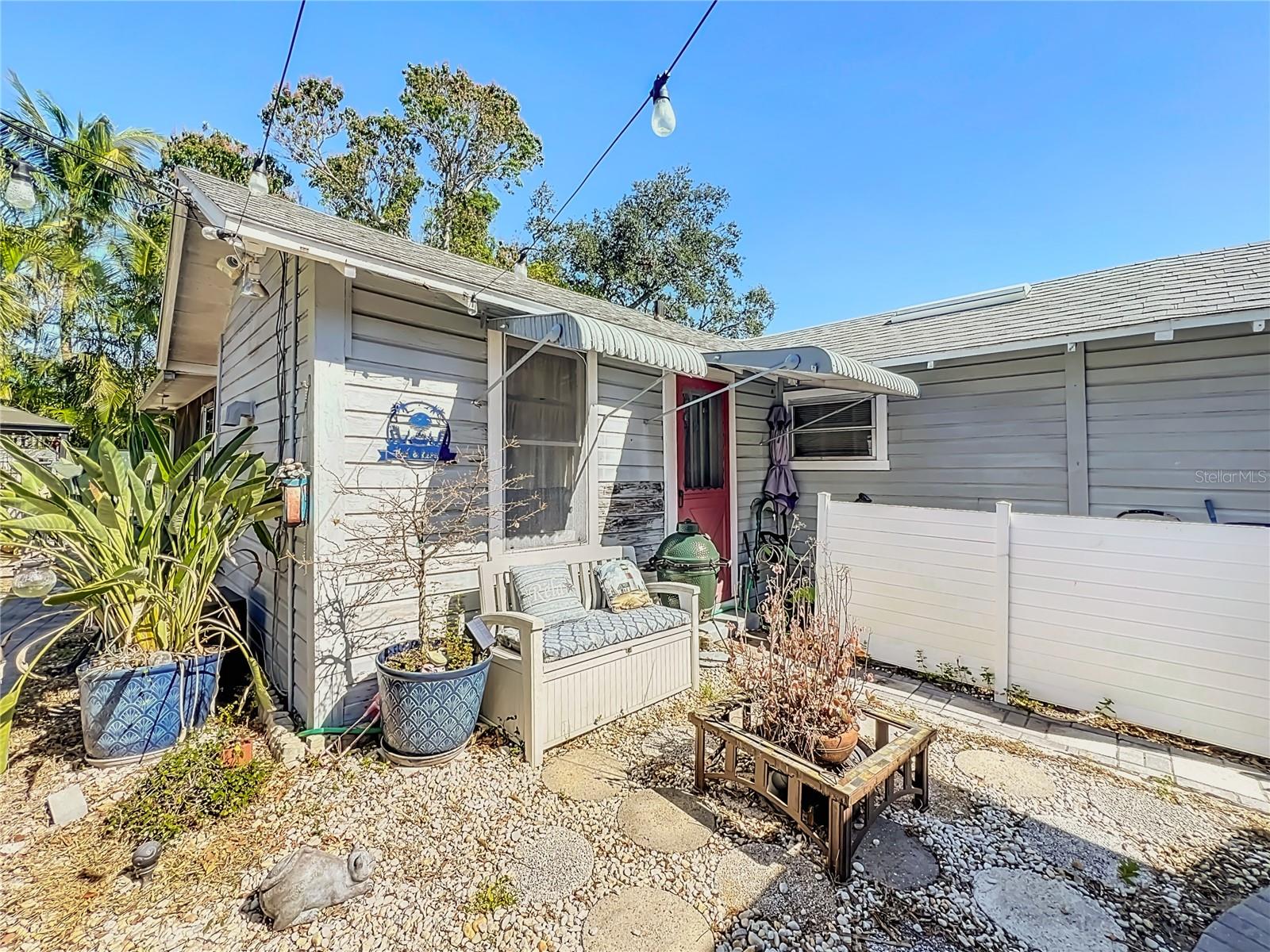 Image 9 of 35 For 1687 Arlington Street