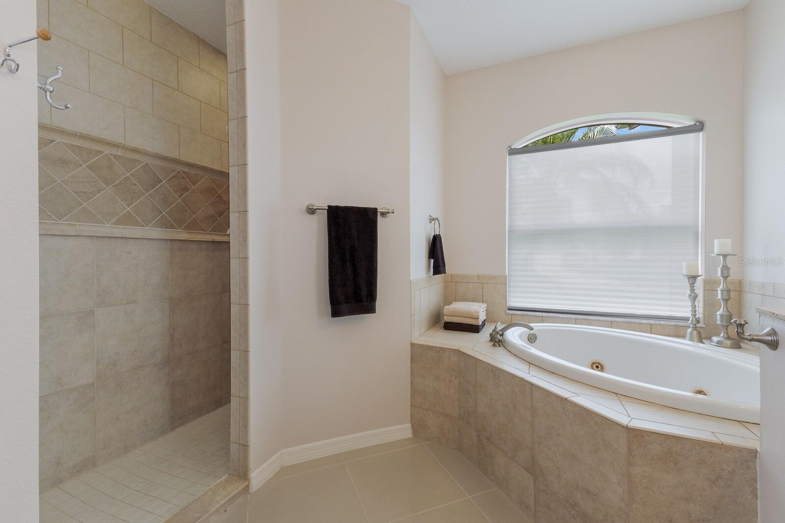 Image 29 of 56 For 25906 83rd Avenue E