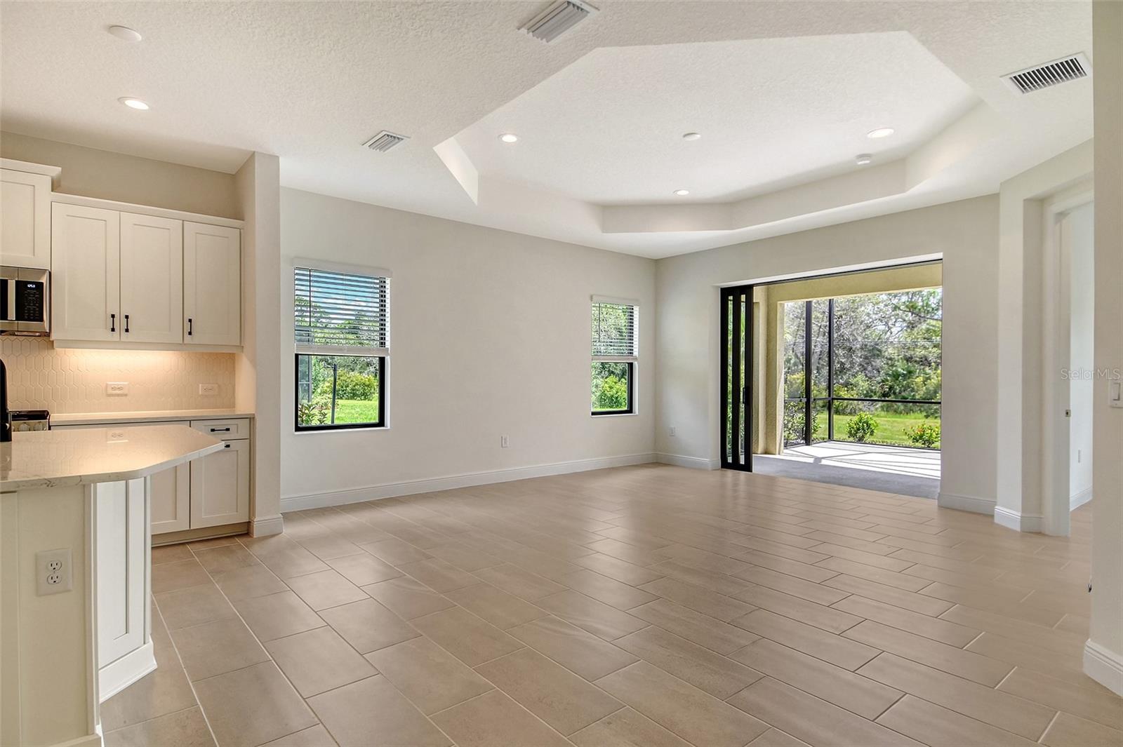 Image 23 of 40 For 308 Altamura Circle