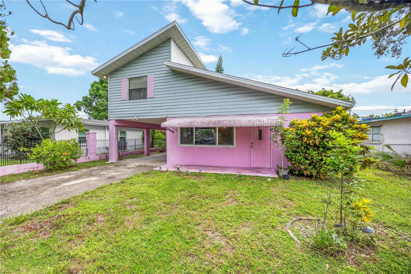 Image 2 of 24 For 2822 Palmadelia Avenue