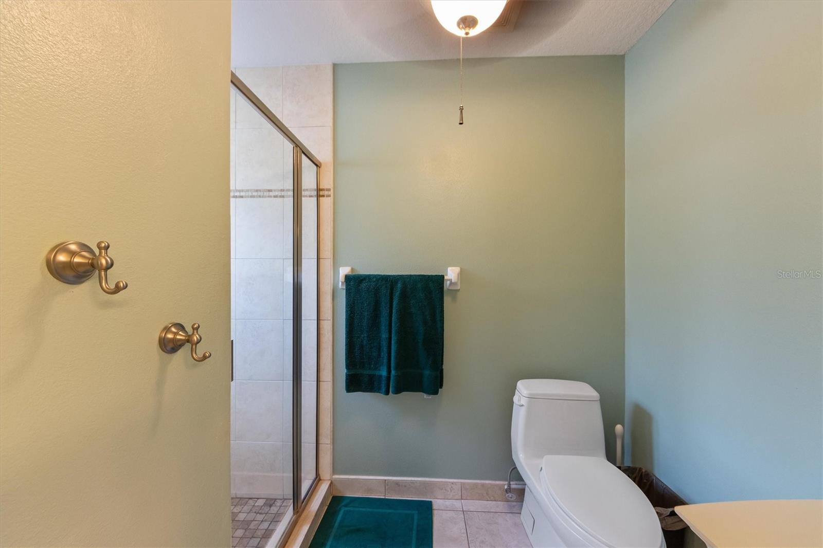 Image 16 of 25 For 8903 71st Avenue E