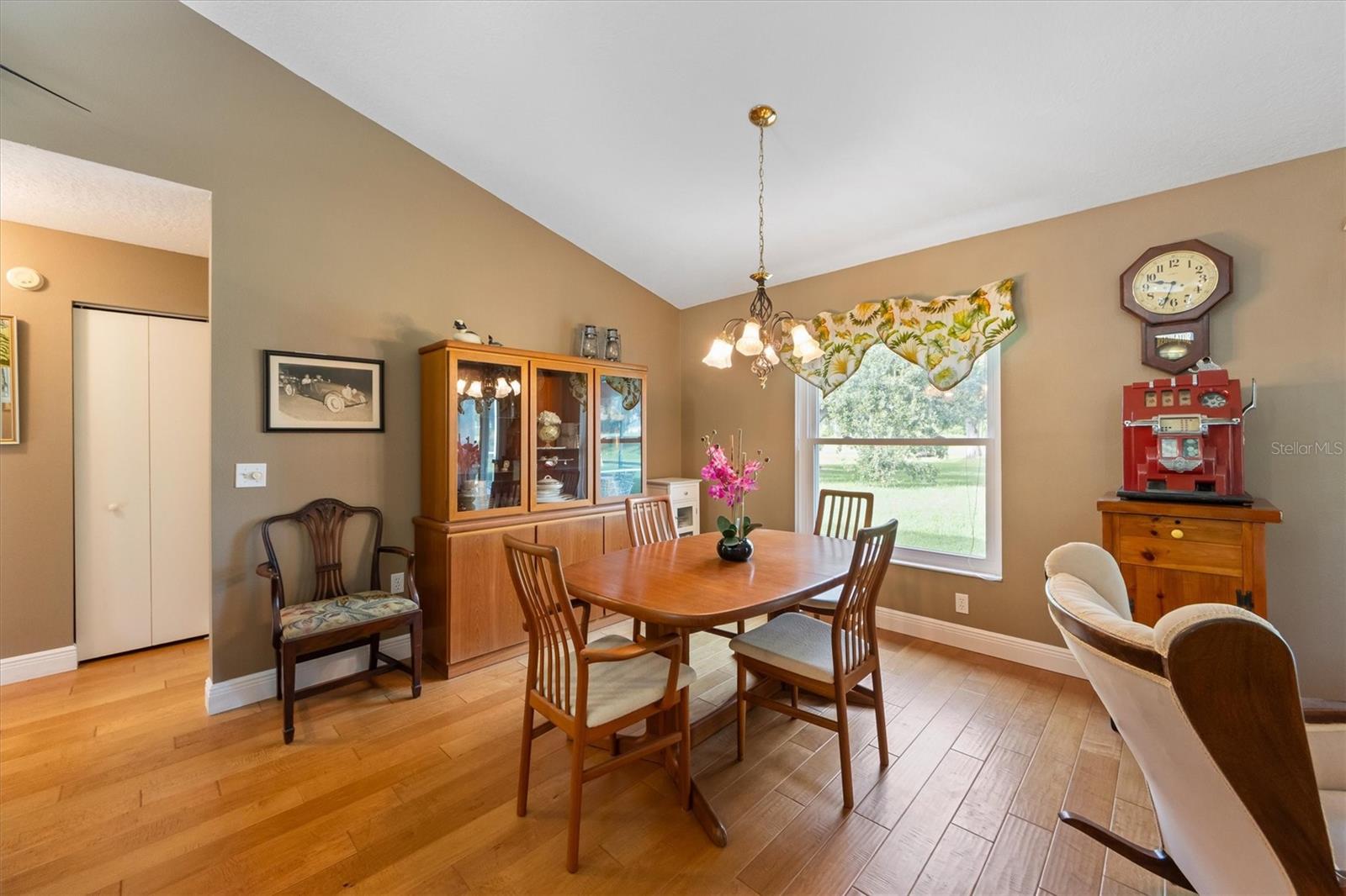 Image 7 of 25 For 8903 71st Avenue E