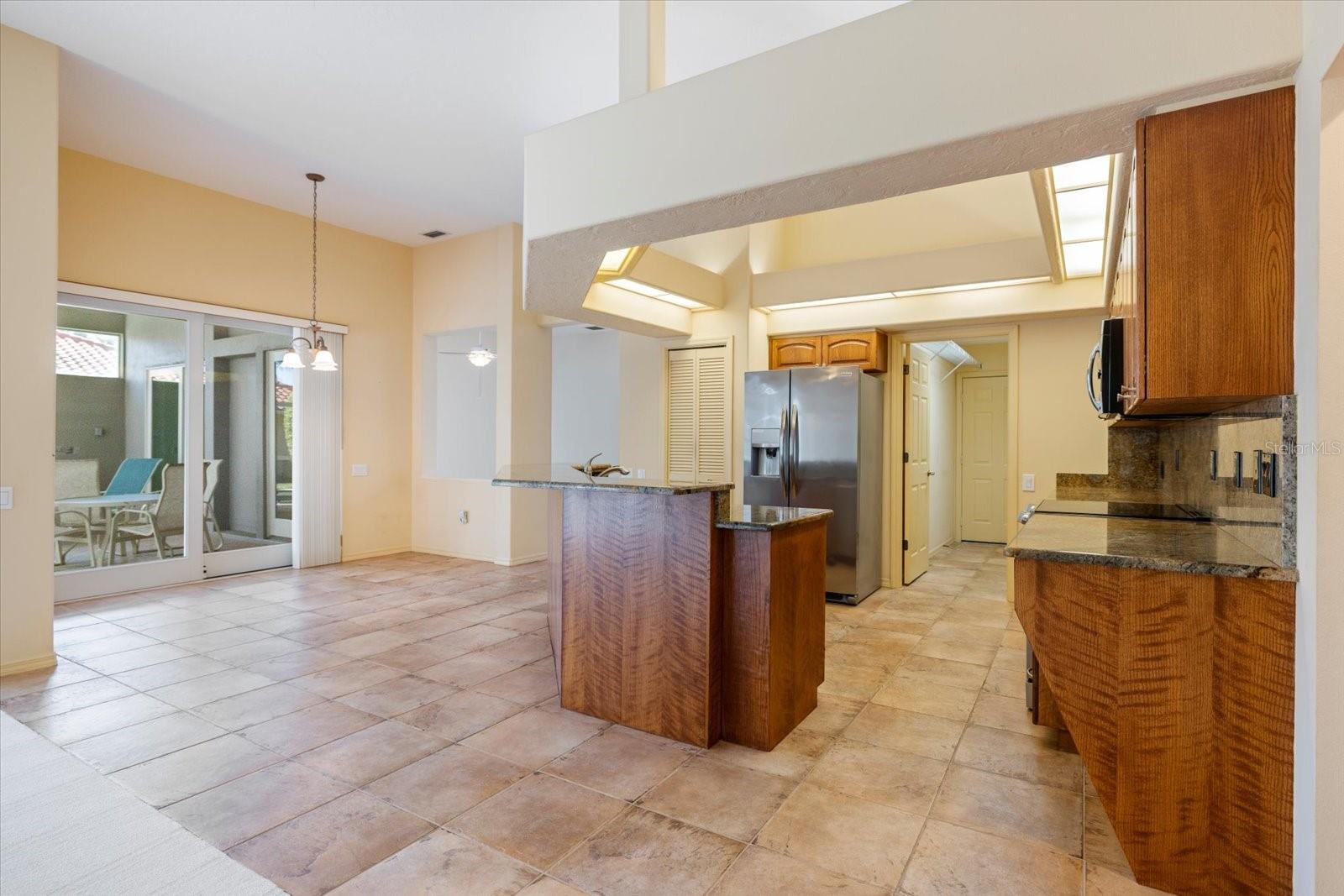 Image 22 of 57 For 4565 Deer Creek Boulevard