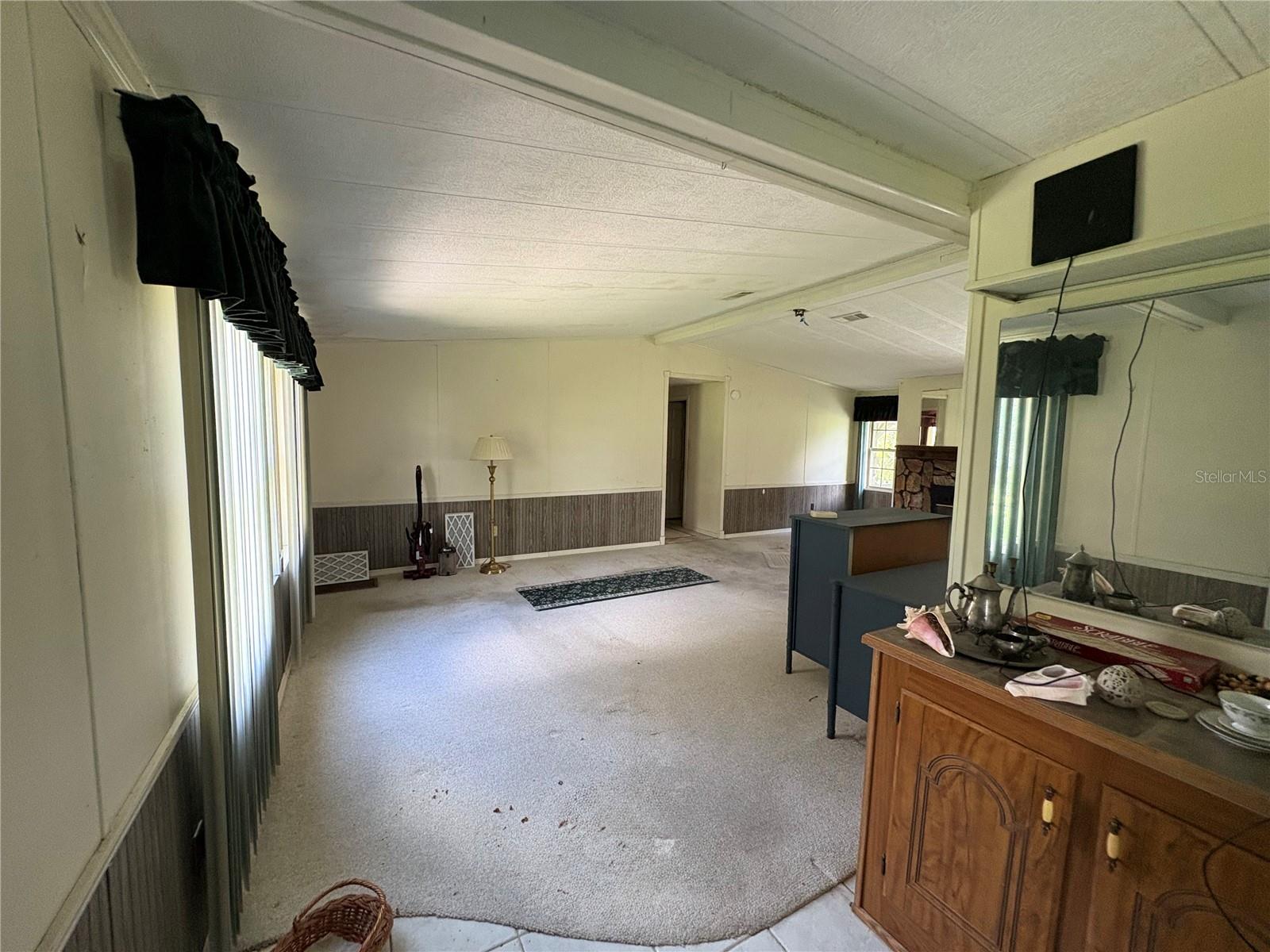 Image 21 of 46 For 10649 Park Avenue