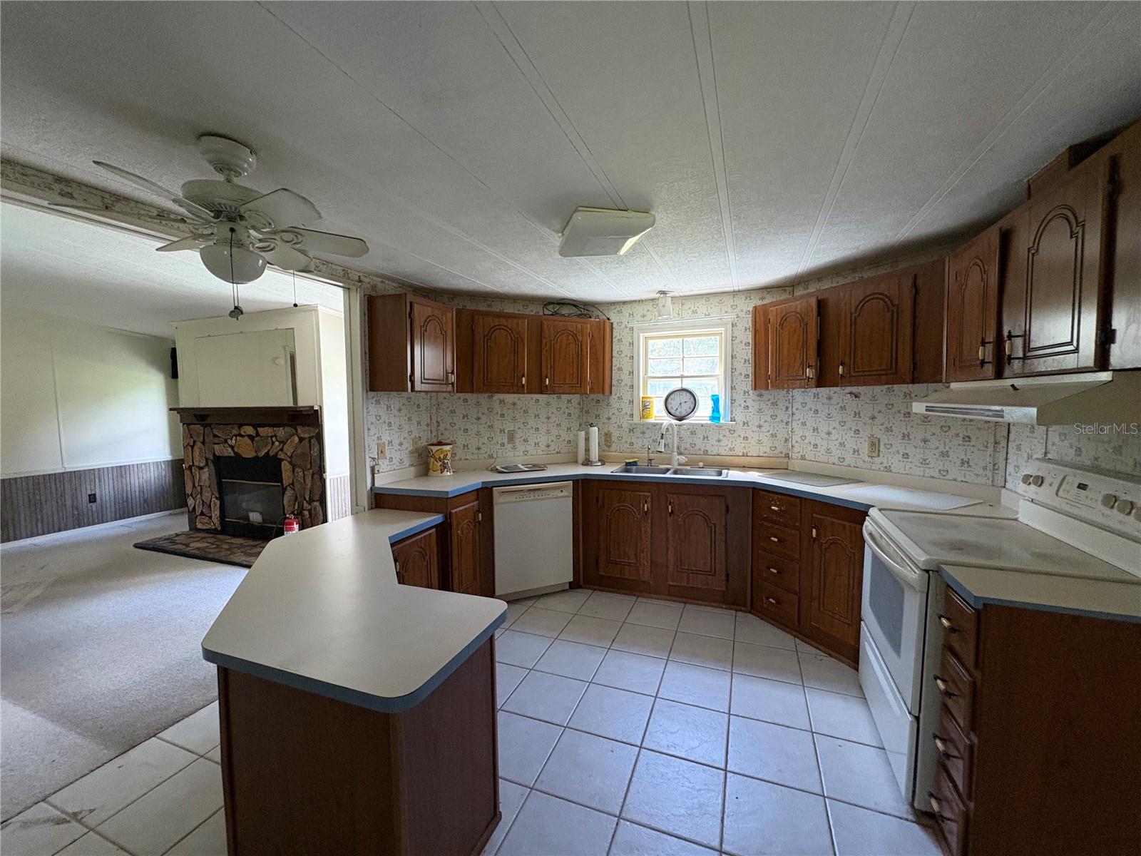 Image 3 of 46 For 10649 Park Avenue