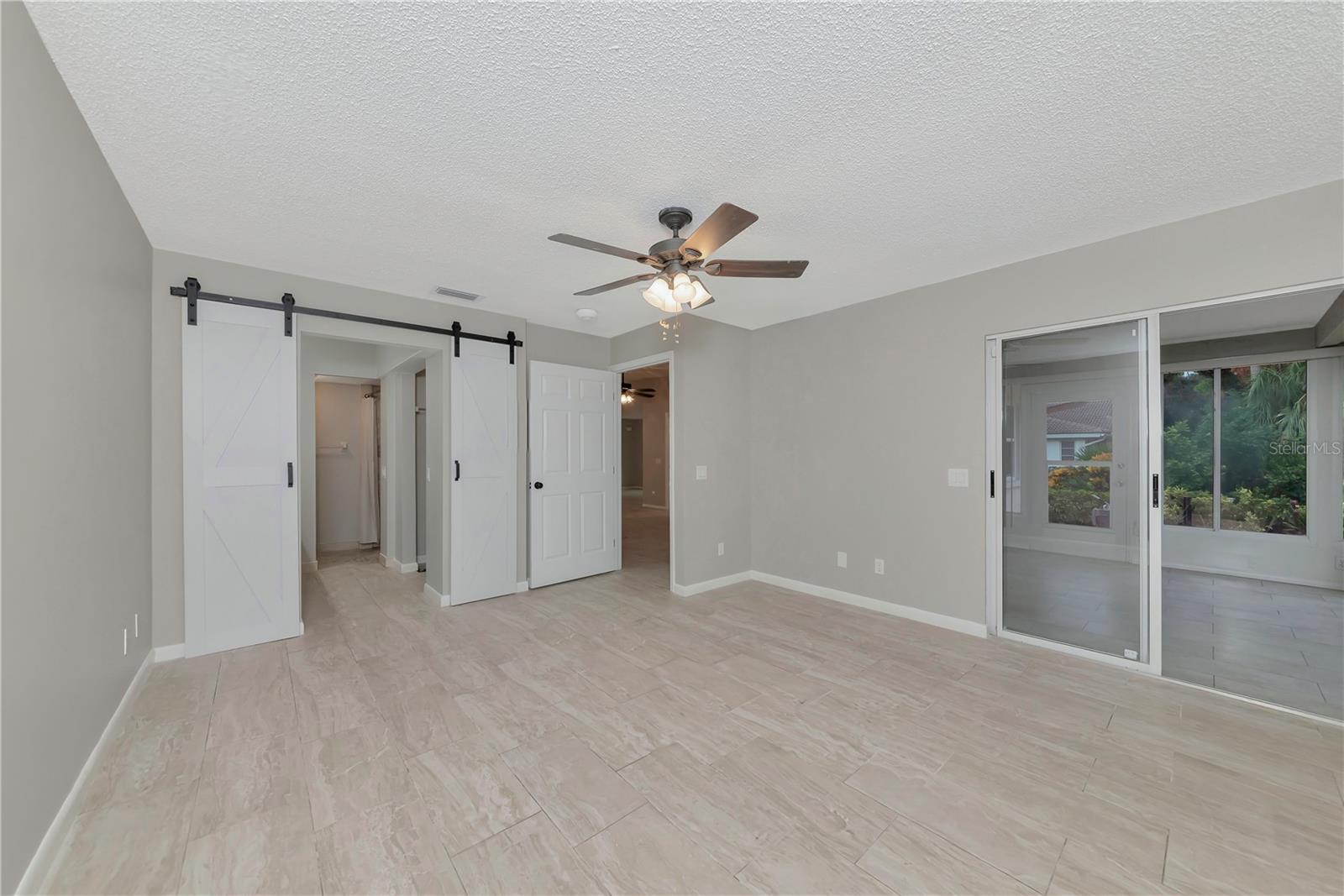 Image 27 of 41 For 5714 Garden Lakes Drive